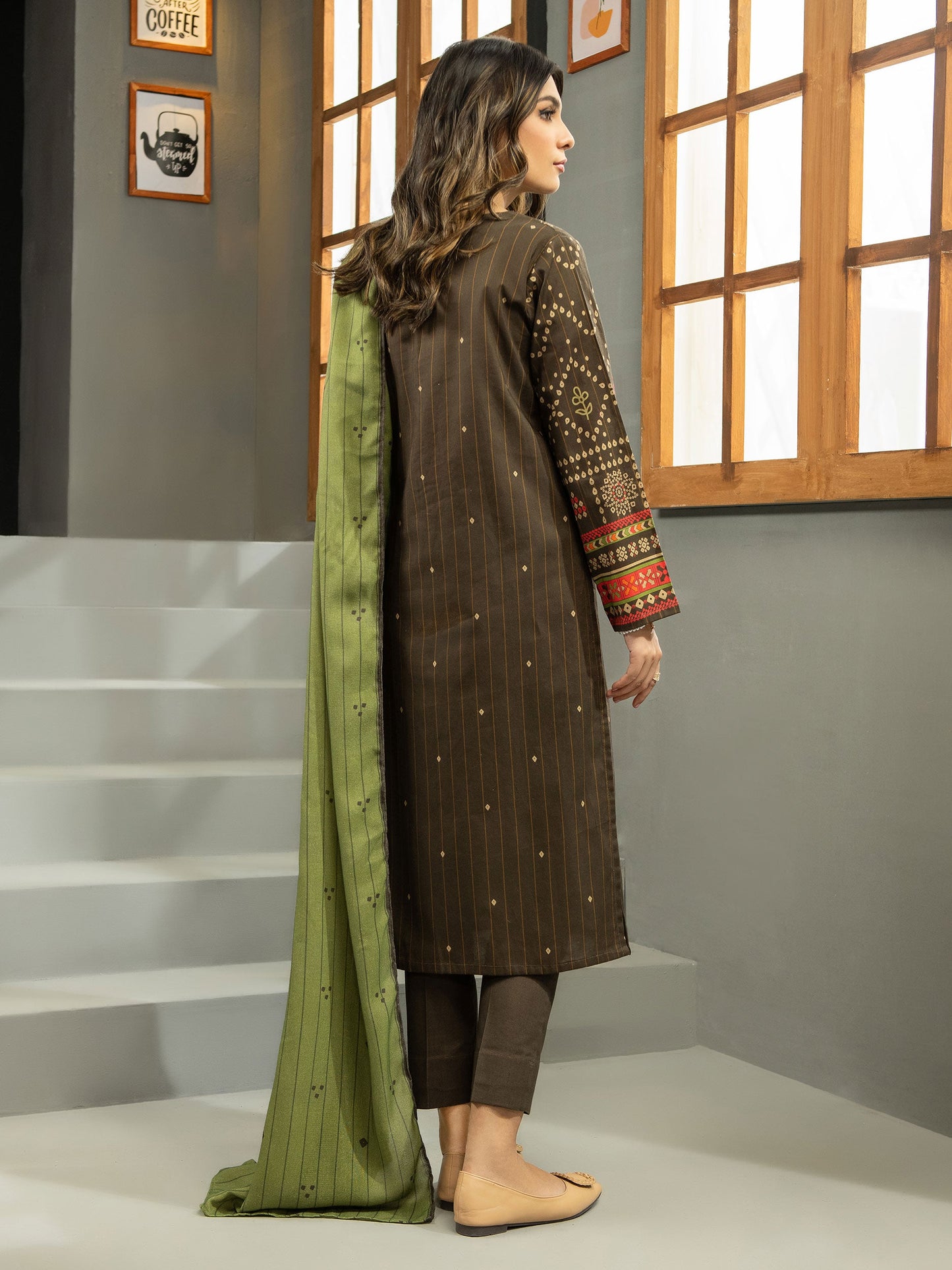 3 Piece Khaddar Suit-Printed (Unstitched)