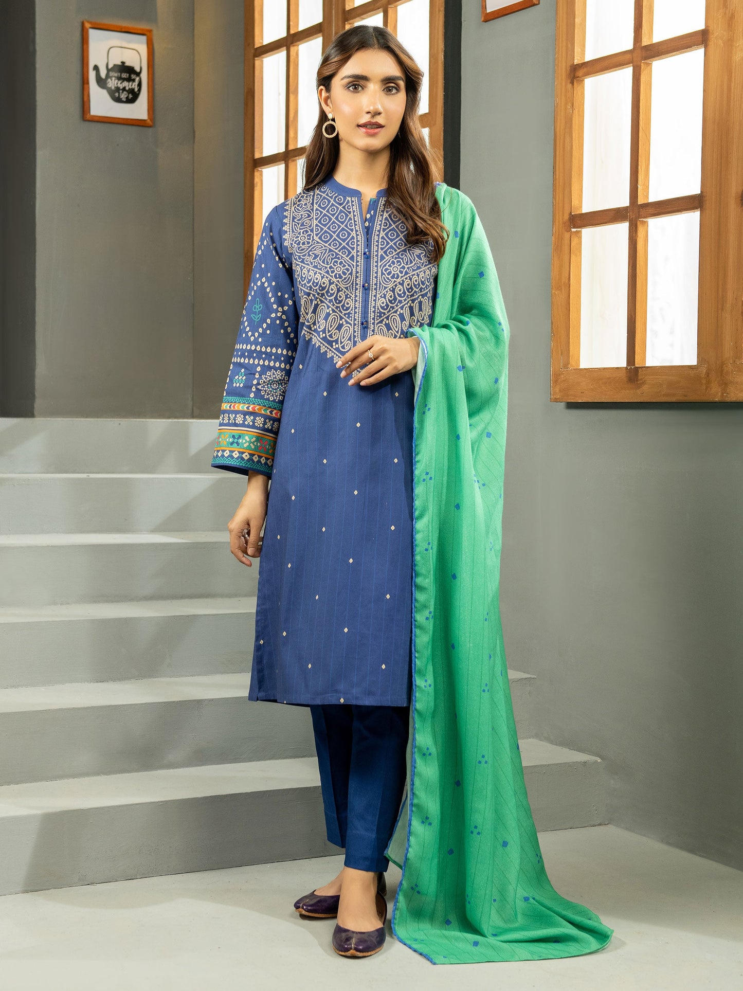 3 Piece Khaddar Suit-Printed (Unstitched)
