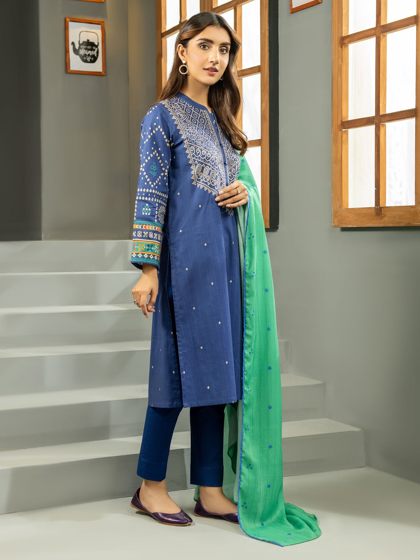 3 Piece Khaddar Suit-Printed (Unstitched)