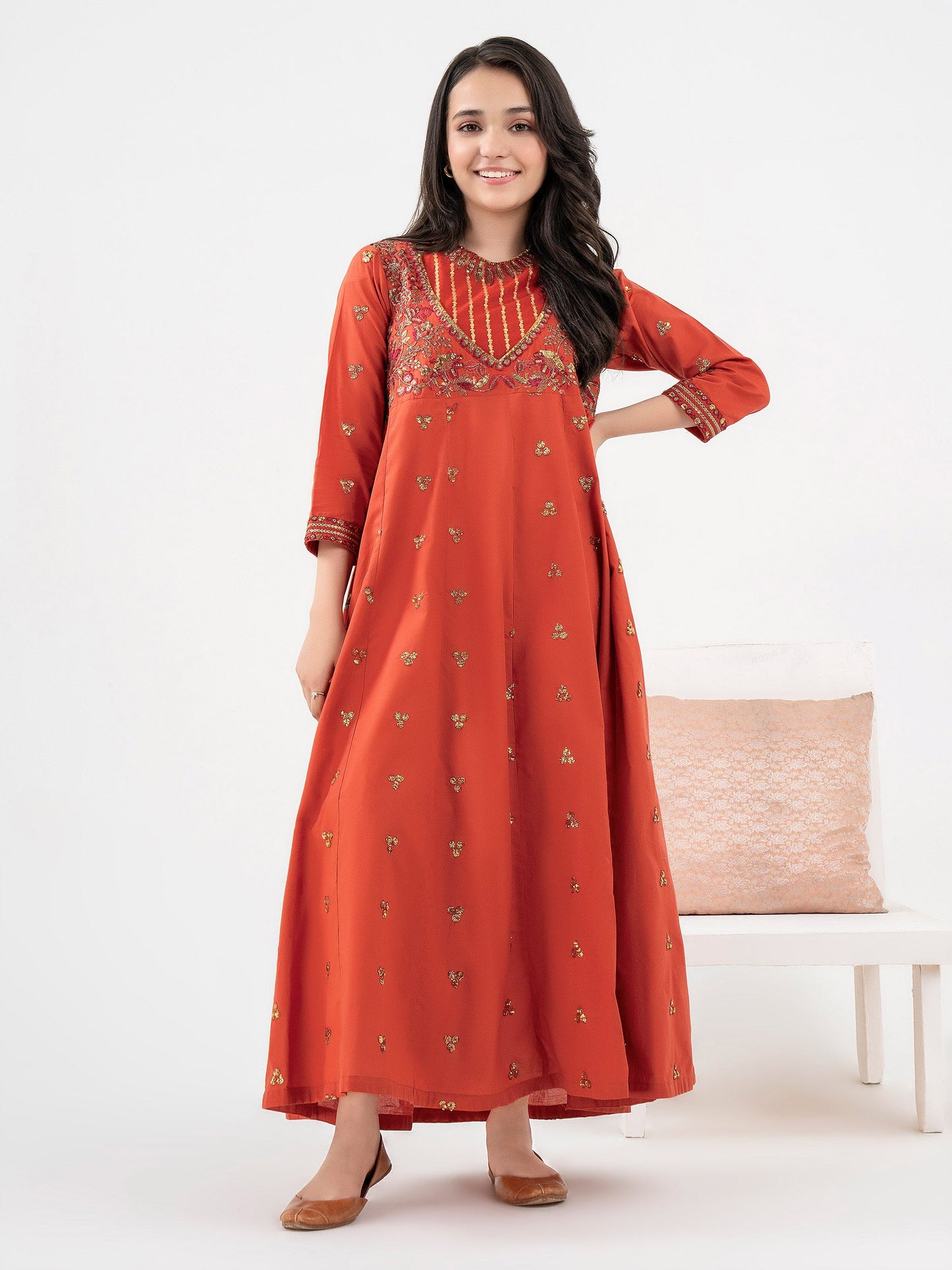 Cambric Pishwas -Embroidered
