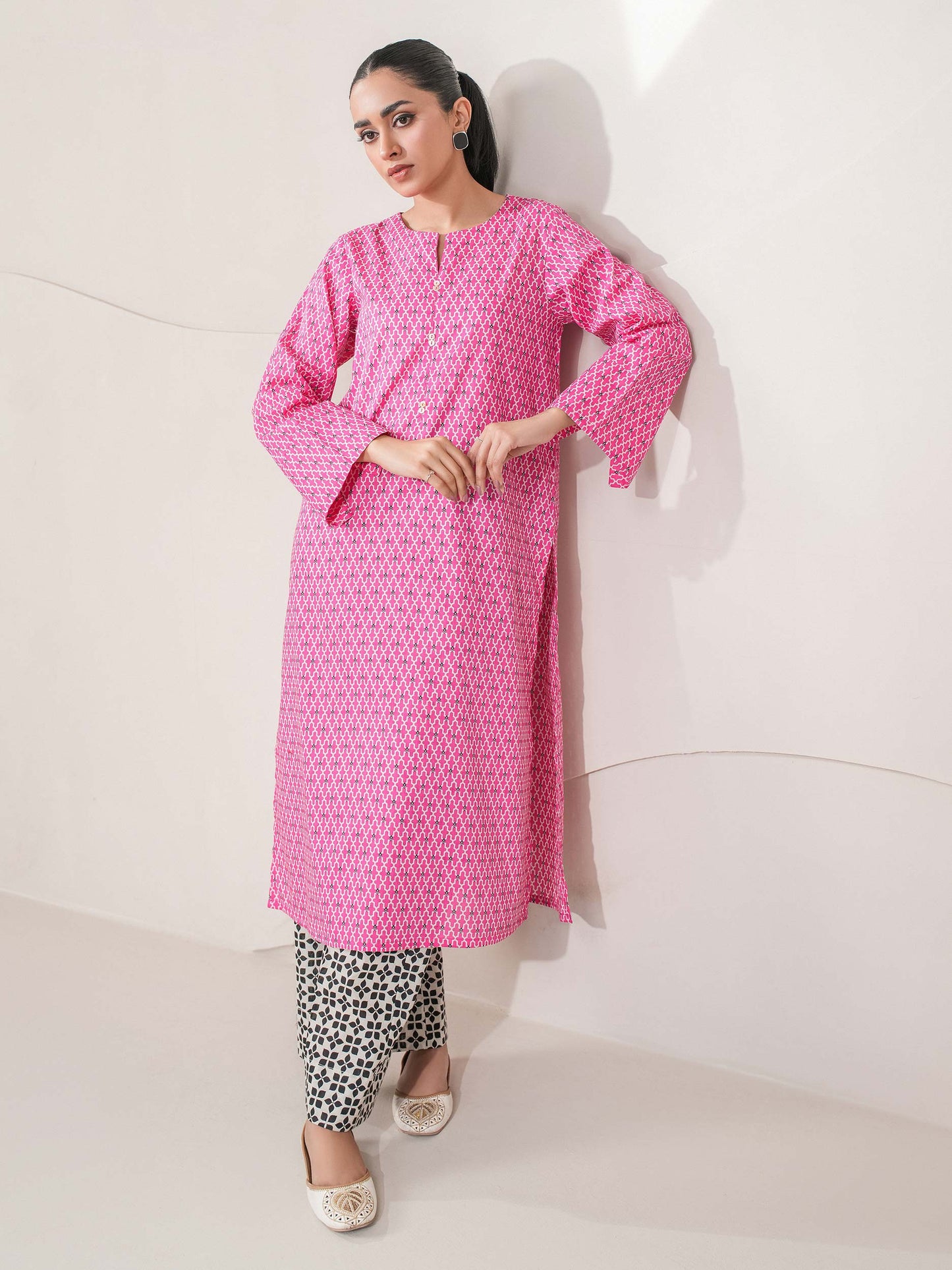2 Piece Lawn Suit-Printed (Unstitched)