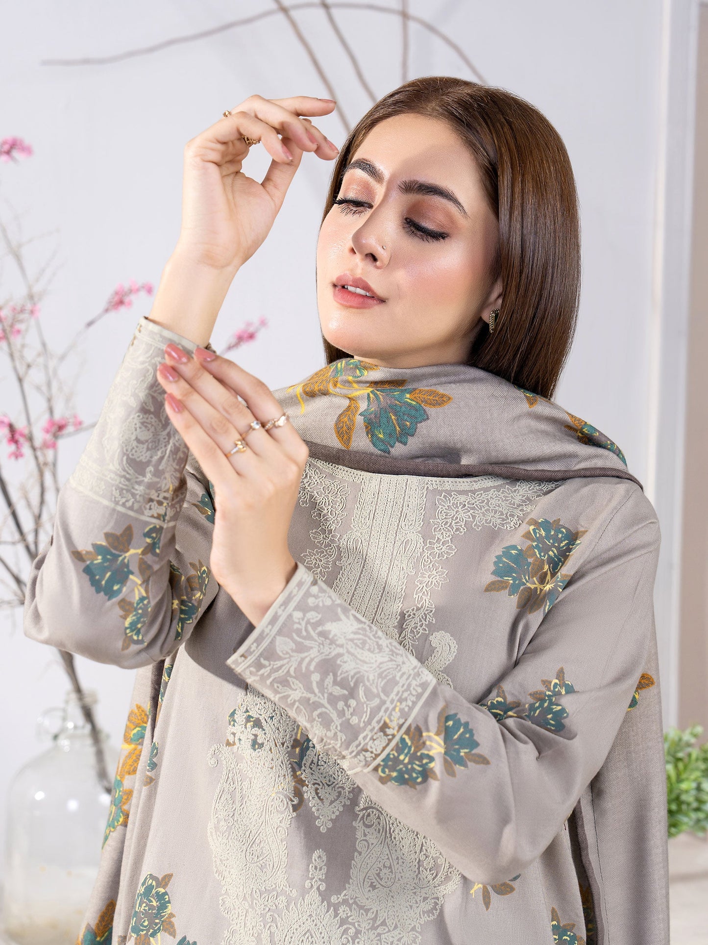 3 Piece Khaddar Suit-Emboss Print (Unstitched)