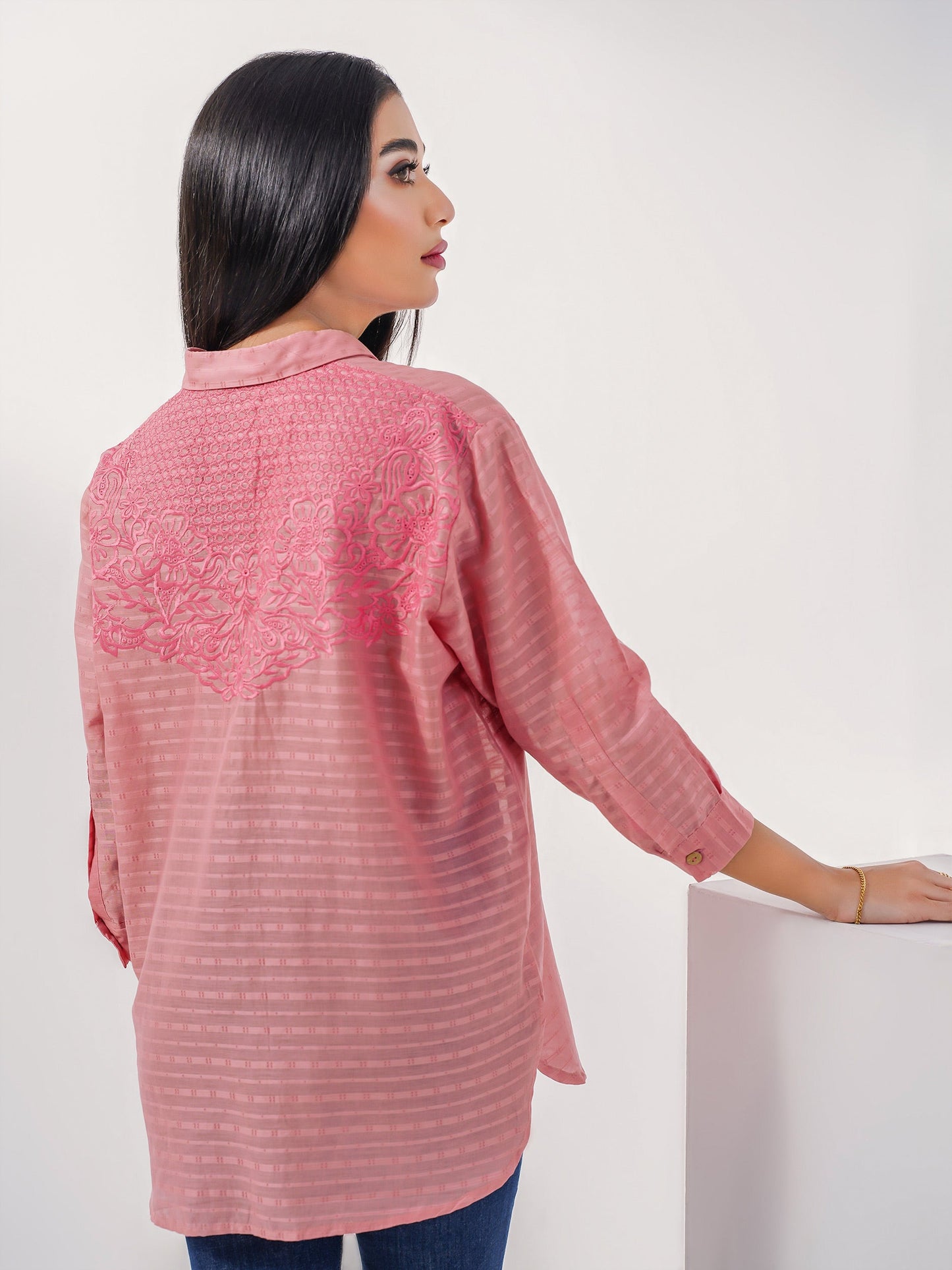 Textured Lawn Top