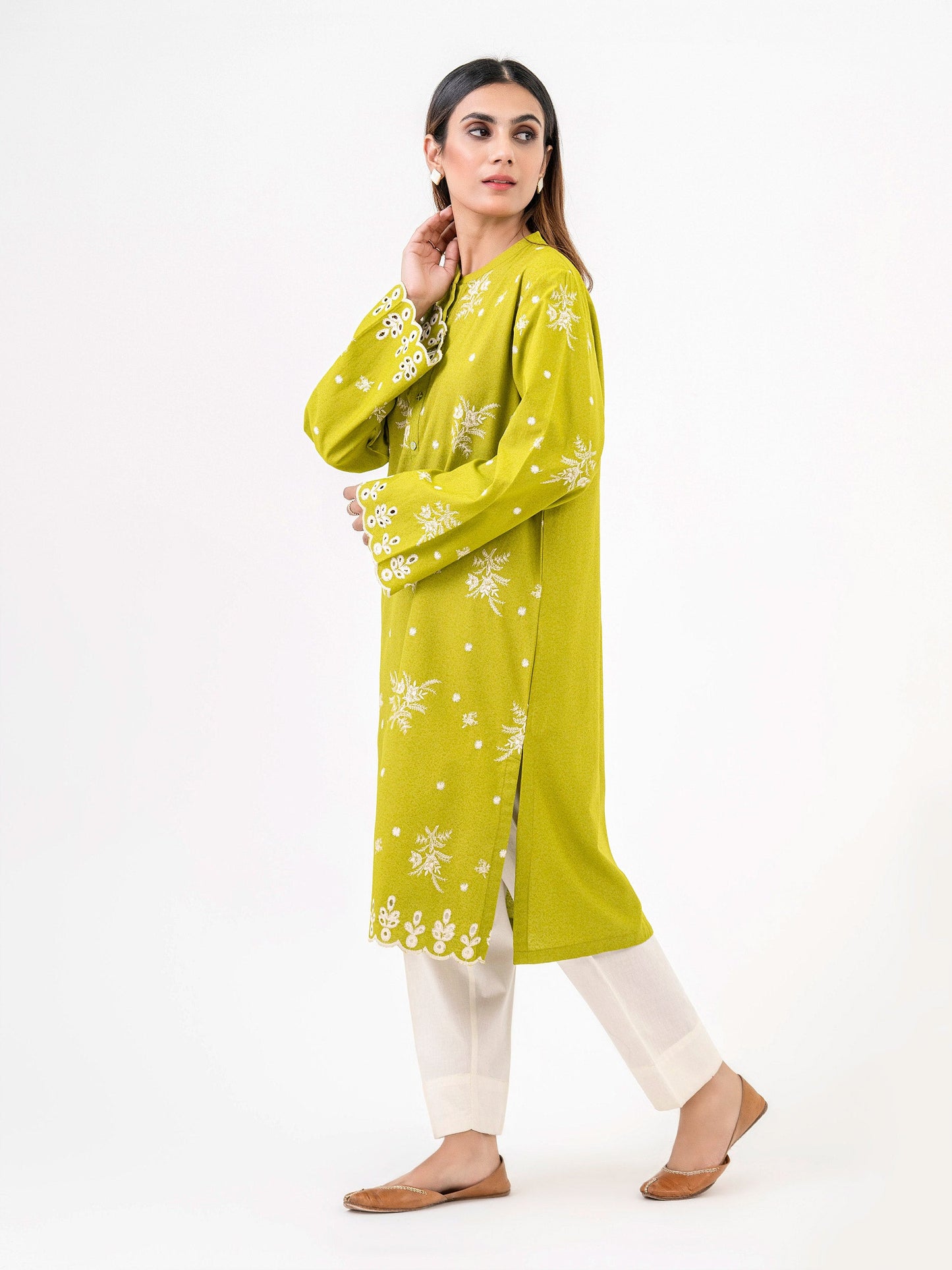 Karandi Shirt-Embroidered (Pret)