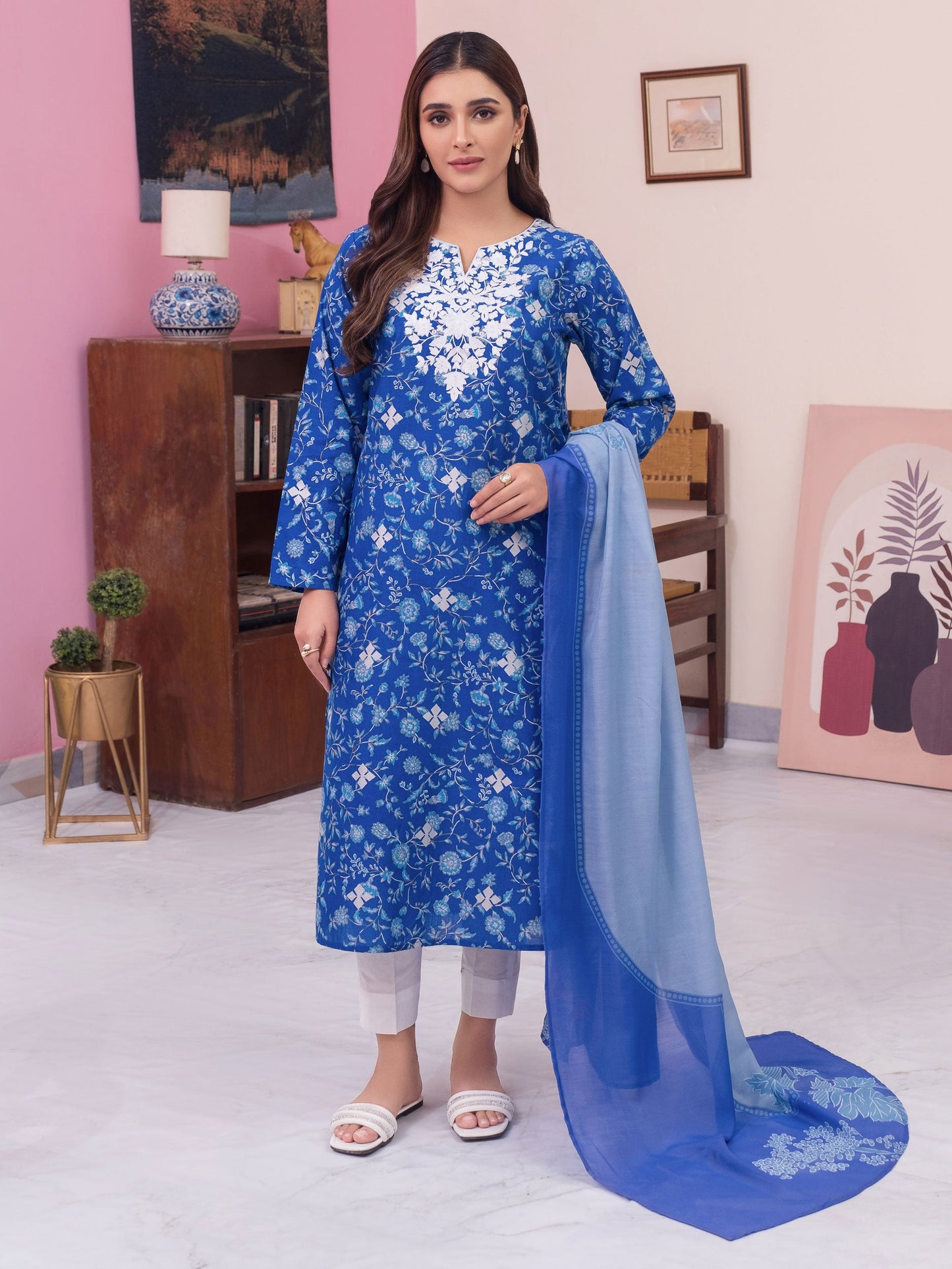 2 Piece Lawn Suit-Embroidered (Unstitched)