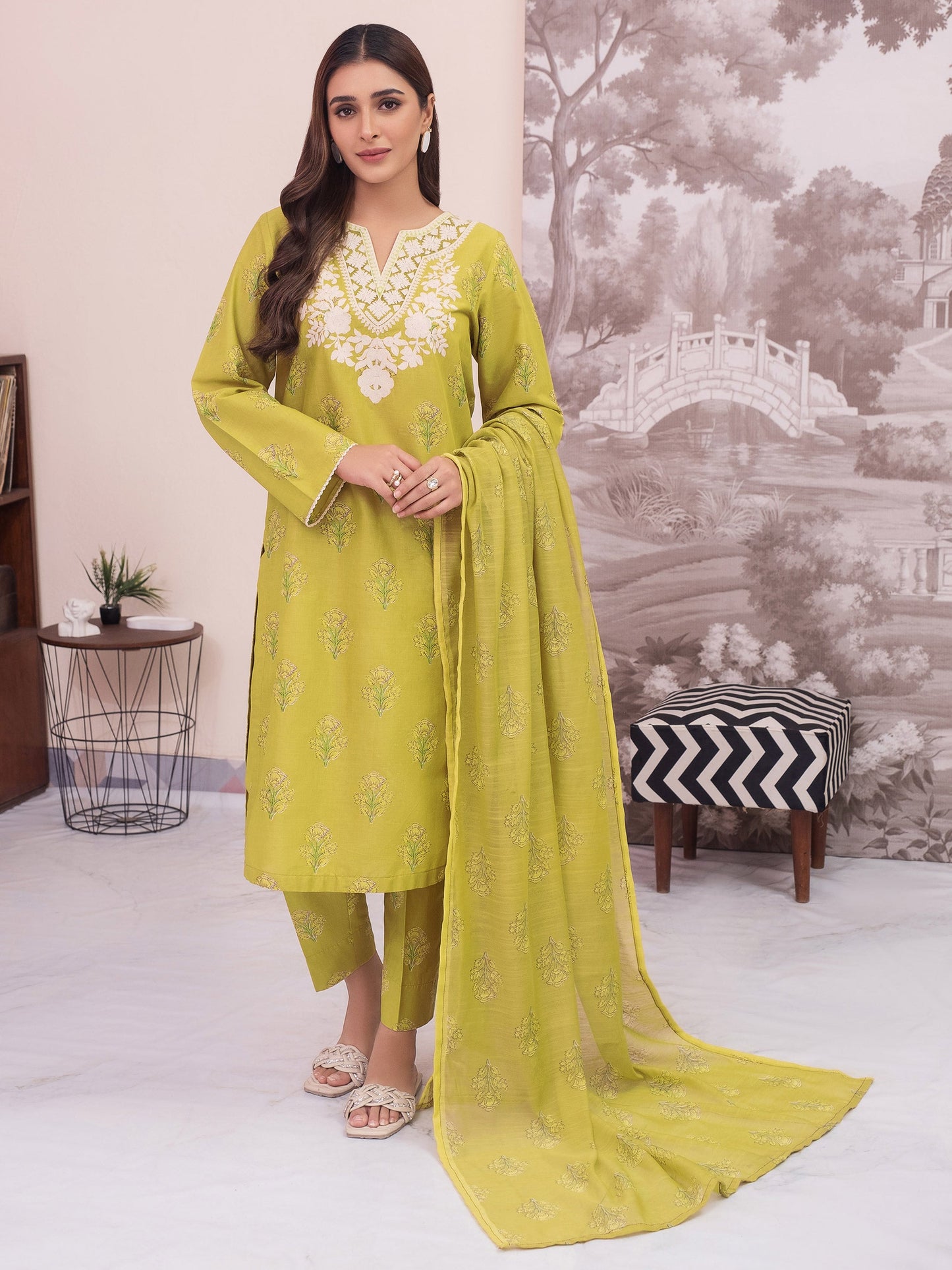 3 Piece Lawn Suit-Embroidered (Unstitched)