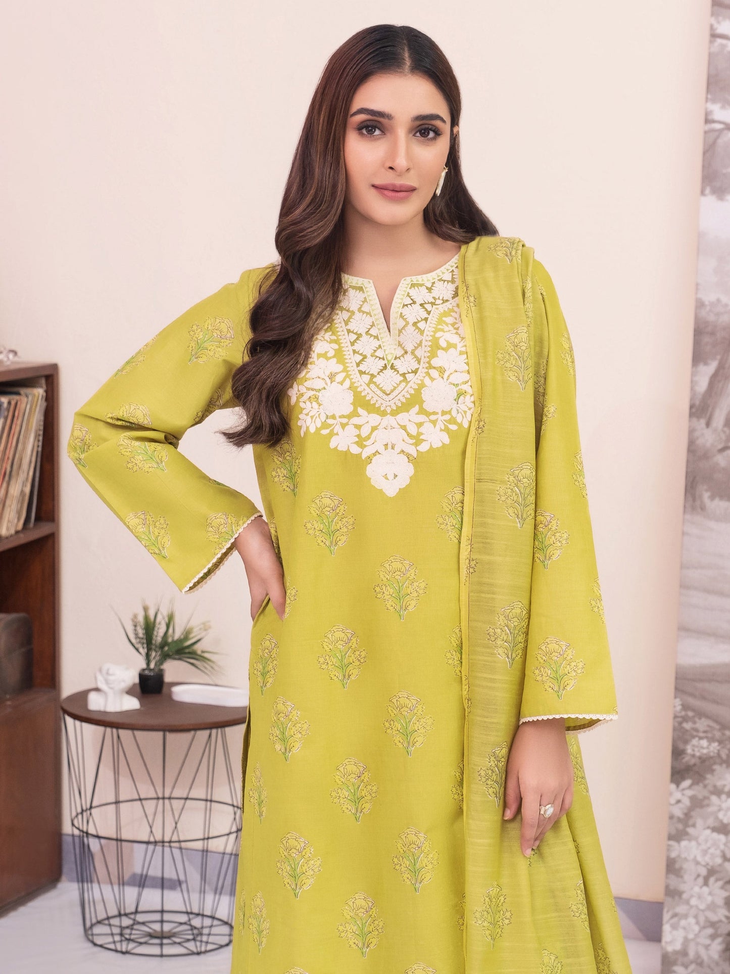 3 Piece Lawn Suit-Embroidered (Unstitched)