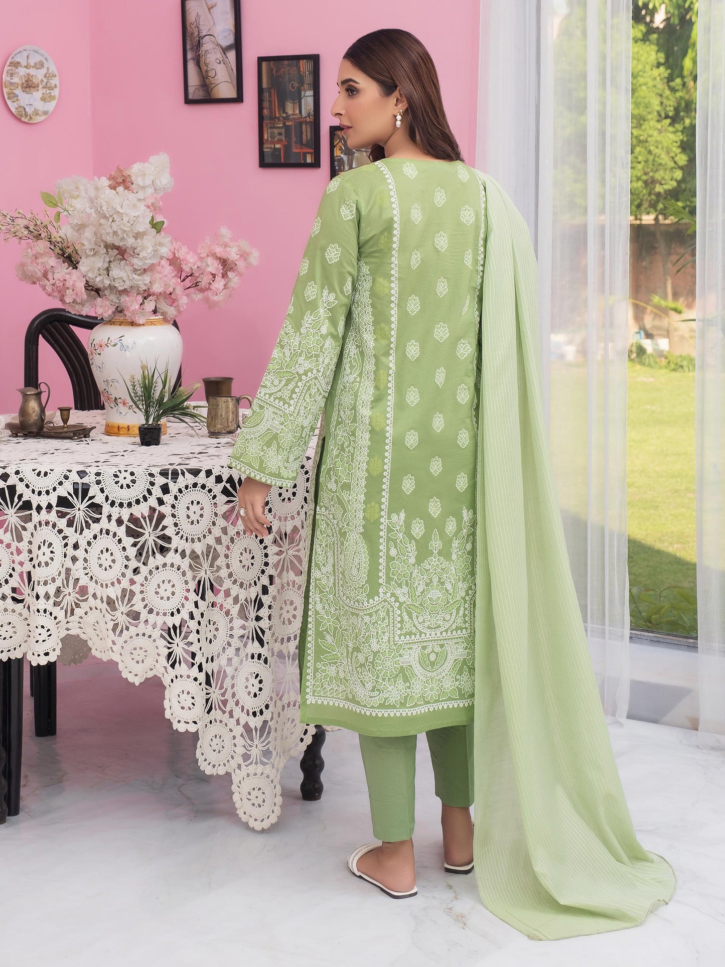 3 Piece Lawn Suit-Embroidered (Unstitched)