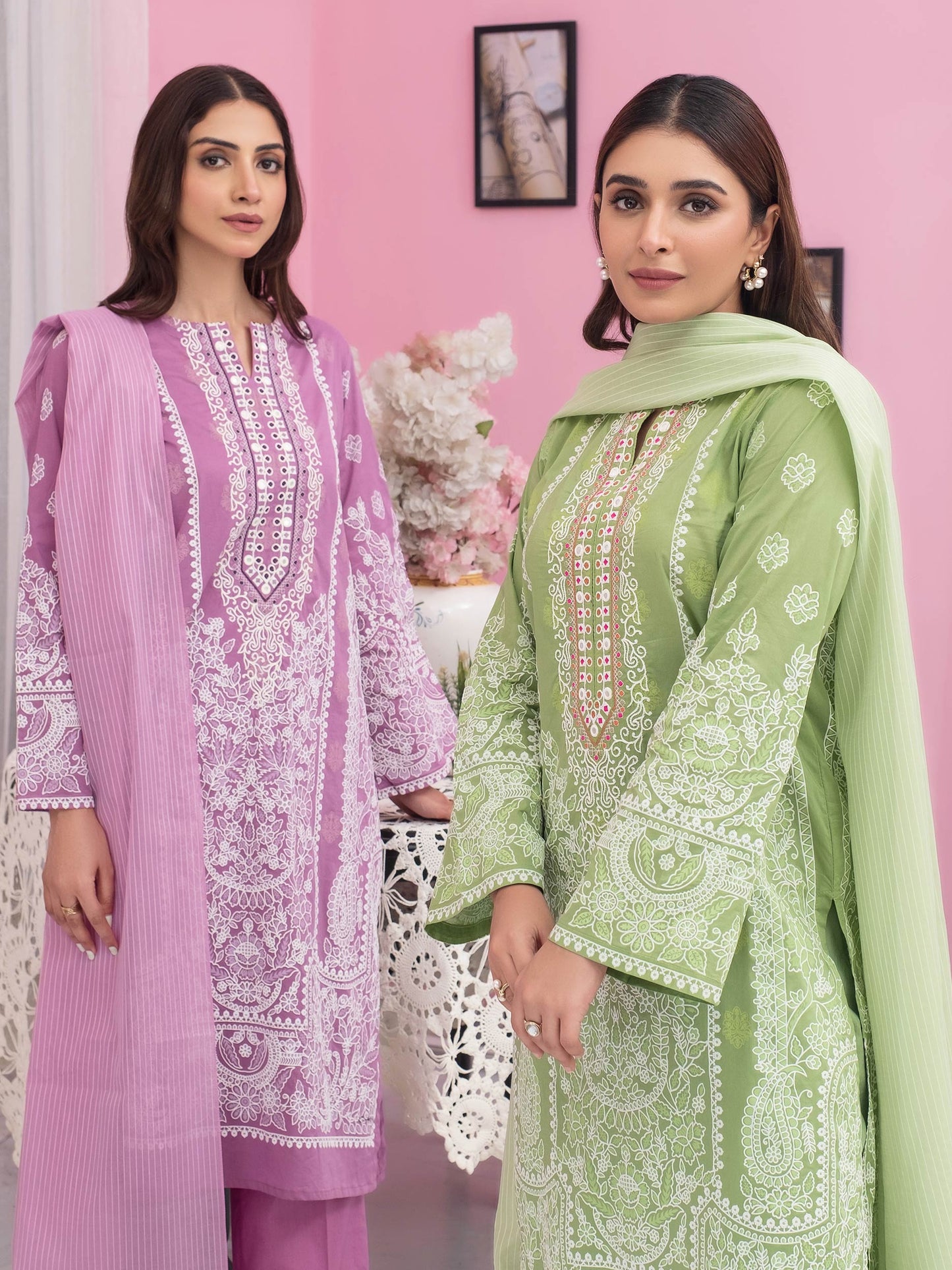 3 Piece Lawn Suit-Embroidered (Unstitched)