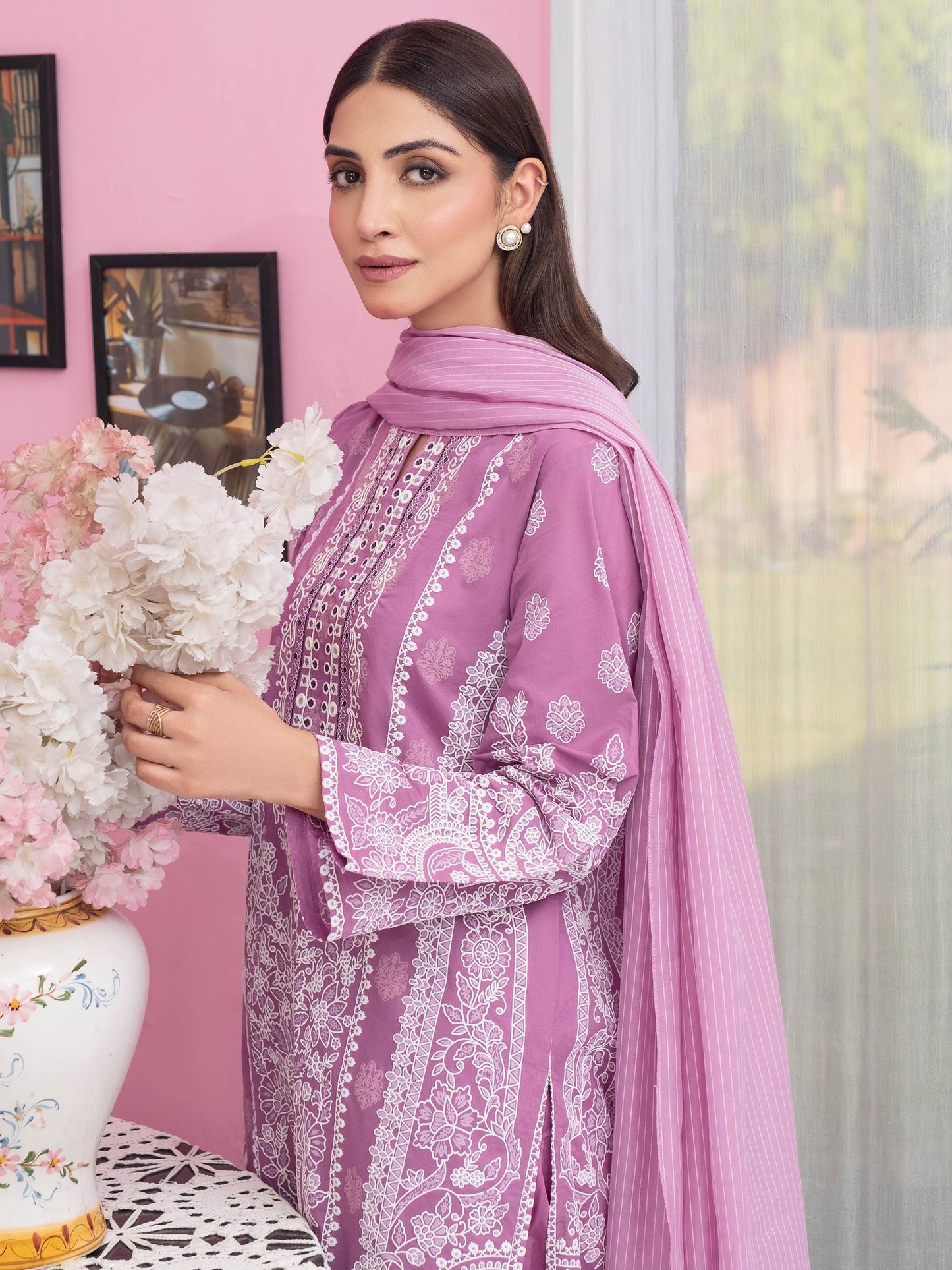 3 Piece Lawn Suit-Embroidered (Unstitched)