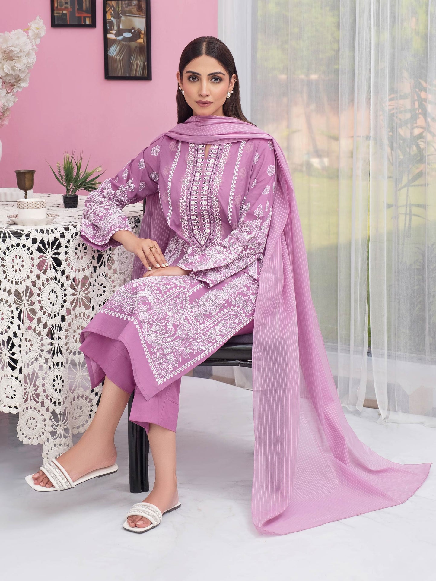 3 Piece Lawn Suit-Embroidered (Unstitched)