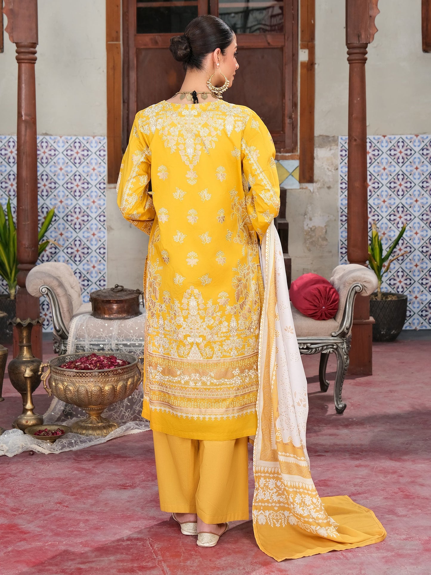3 Piece Lawn Suit-Embroidered (Unstitched)