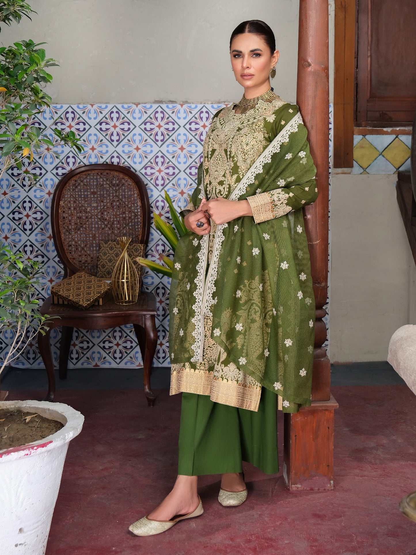 3 Piece Lawn Suit-Embroidered (Unstitched)