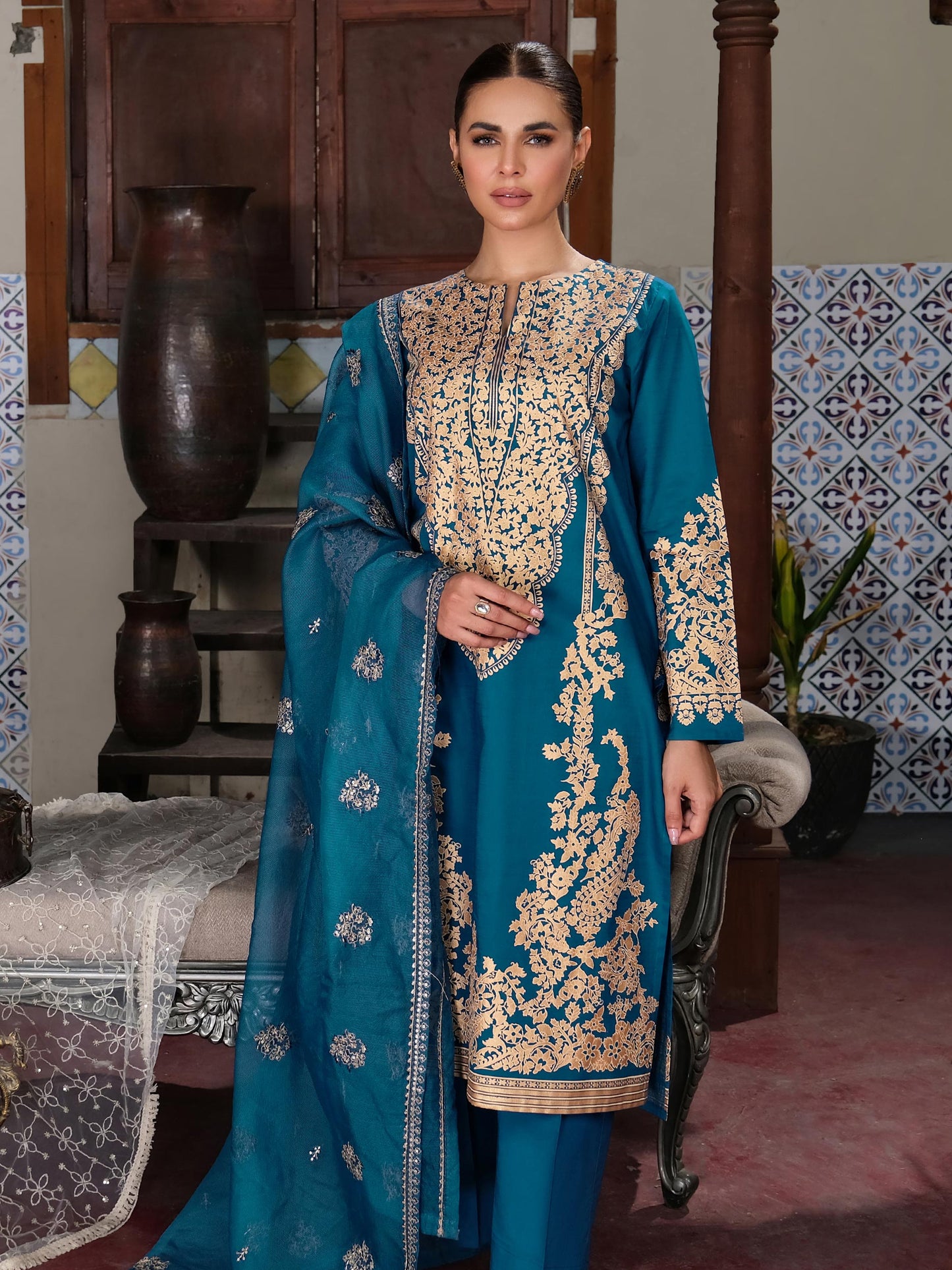 3 Piece Lawn Suit-Embroidered (Unstitched)