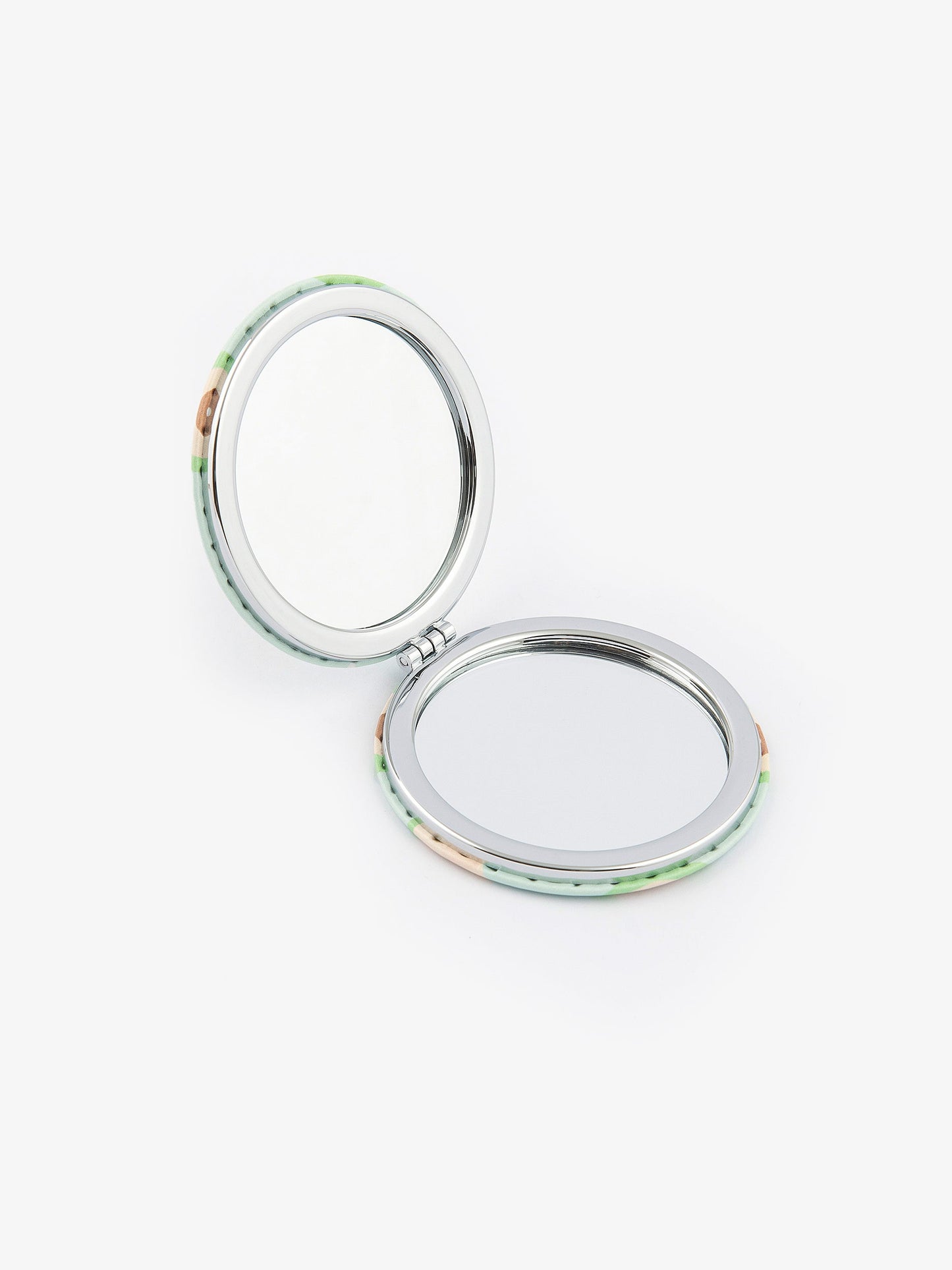 Animated Compact Mirror
