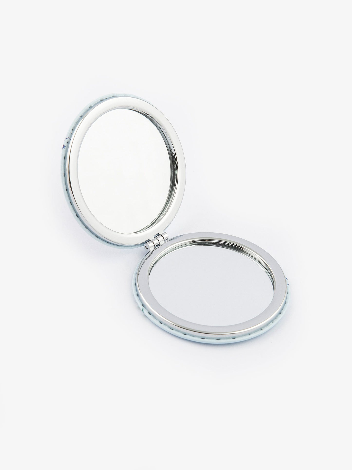 Abstract Compact Mirror