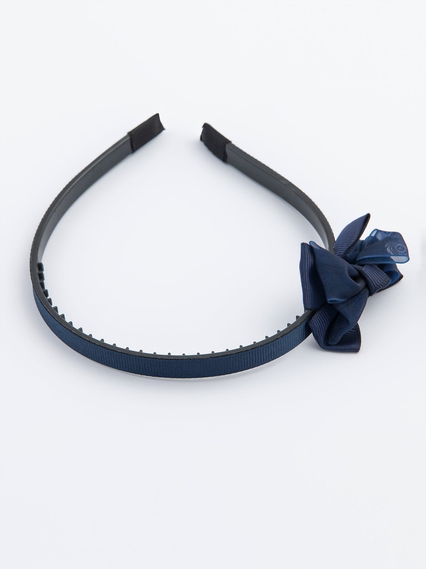 Bow-Tie Hairband