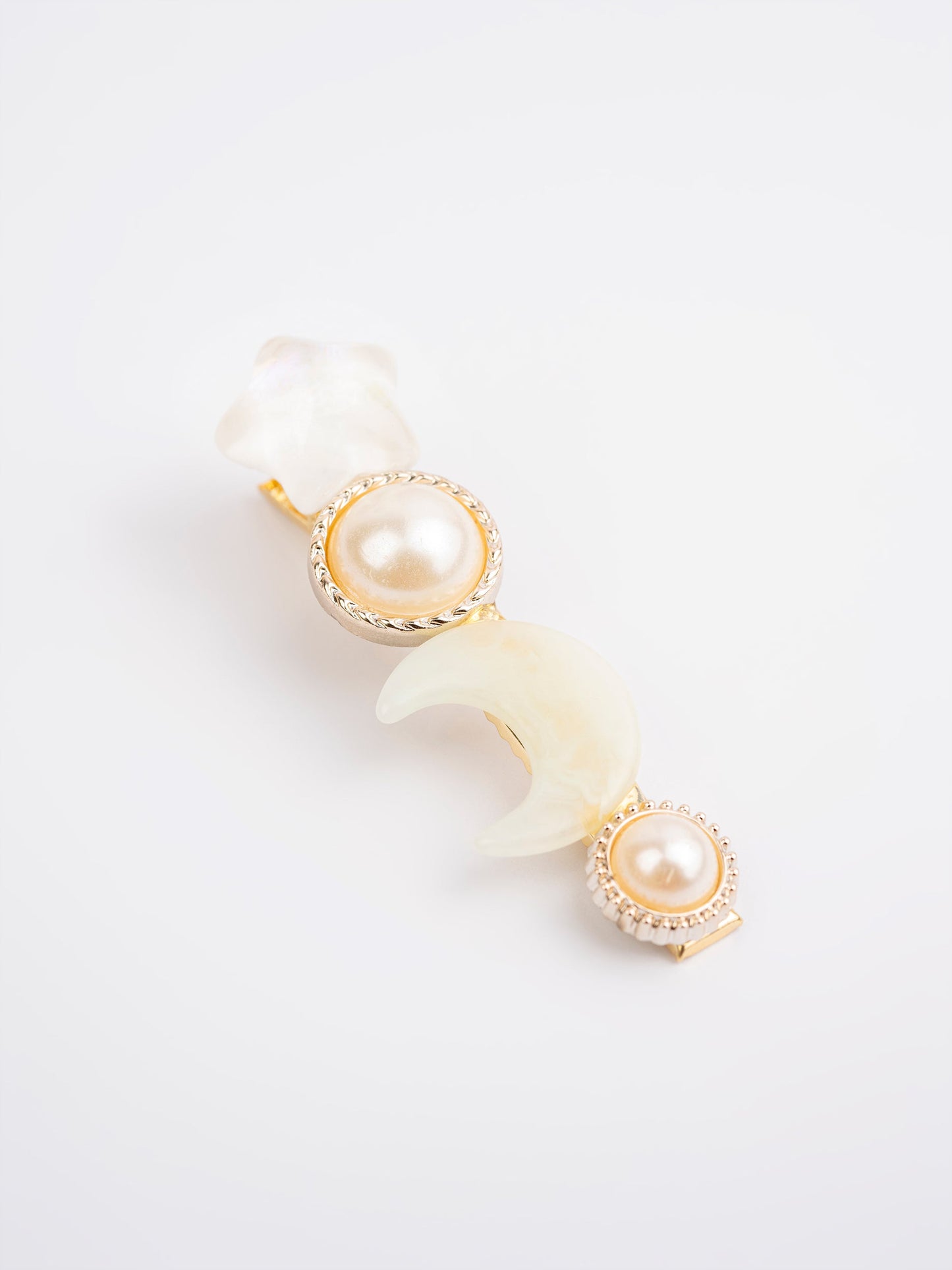 Pearl Embellished Hiar Clips