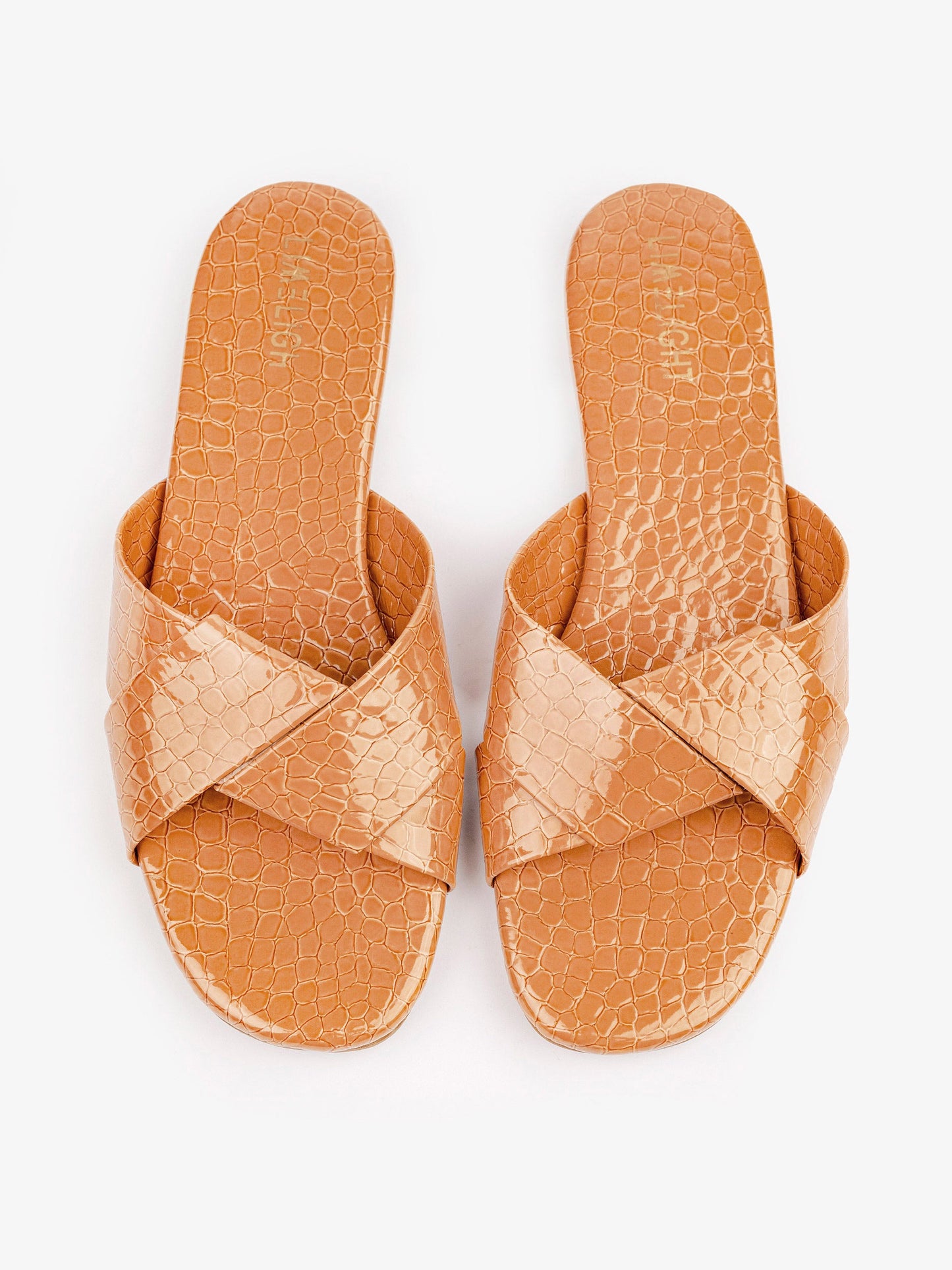 Knotted Flats