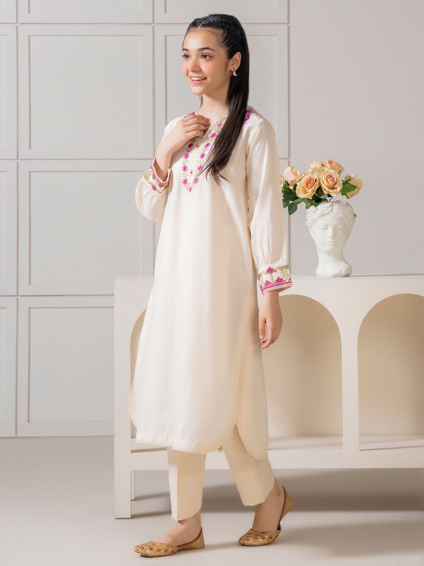 2 Piece Lawn Suit-Embroidered
