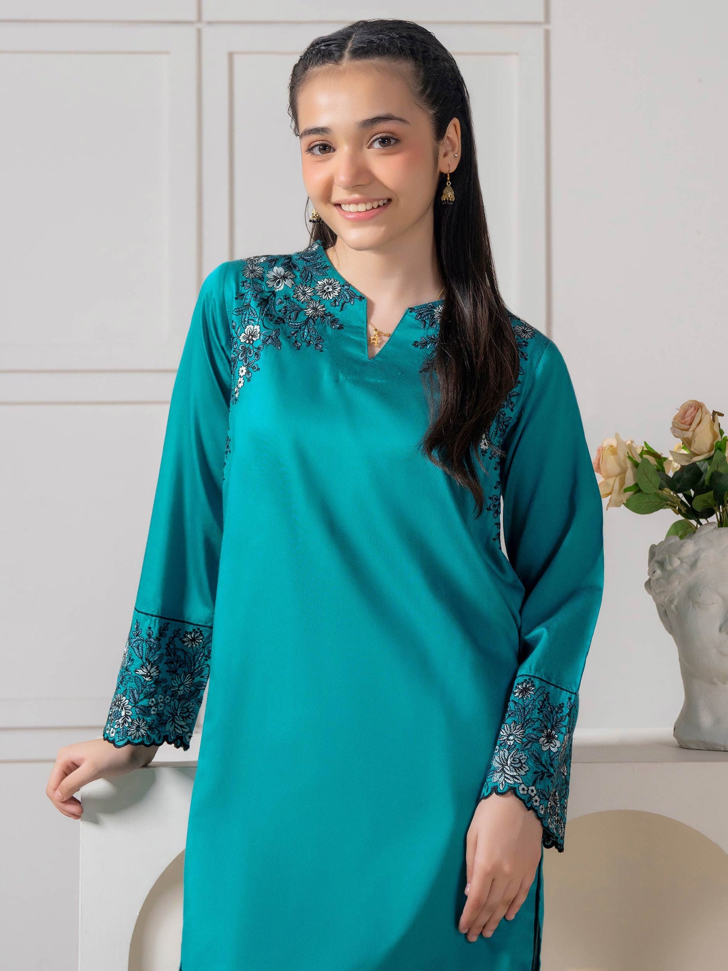 2 Piece Lawn Suit-Embroidered