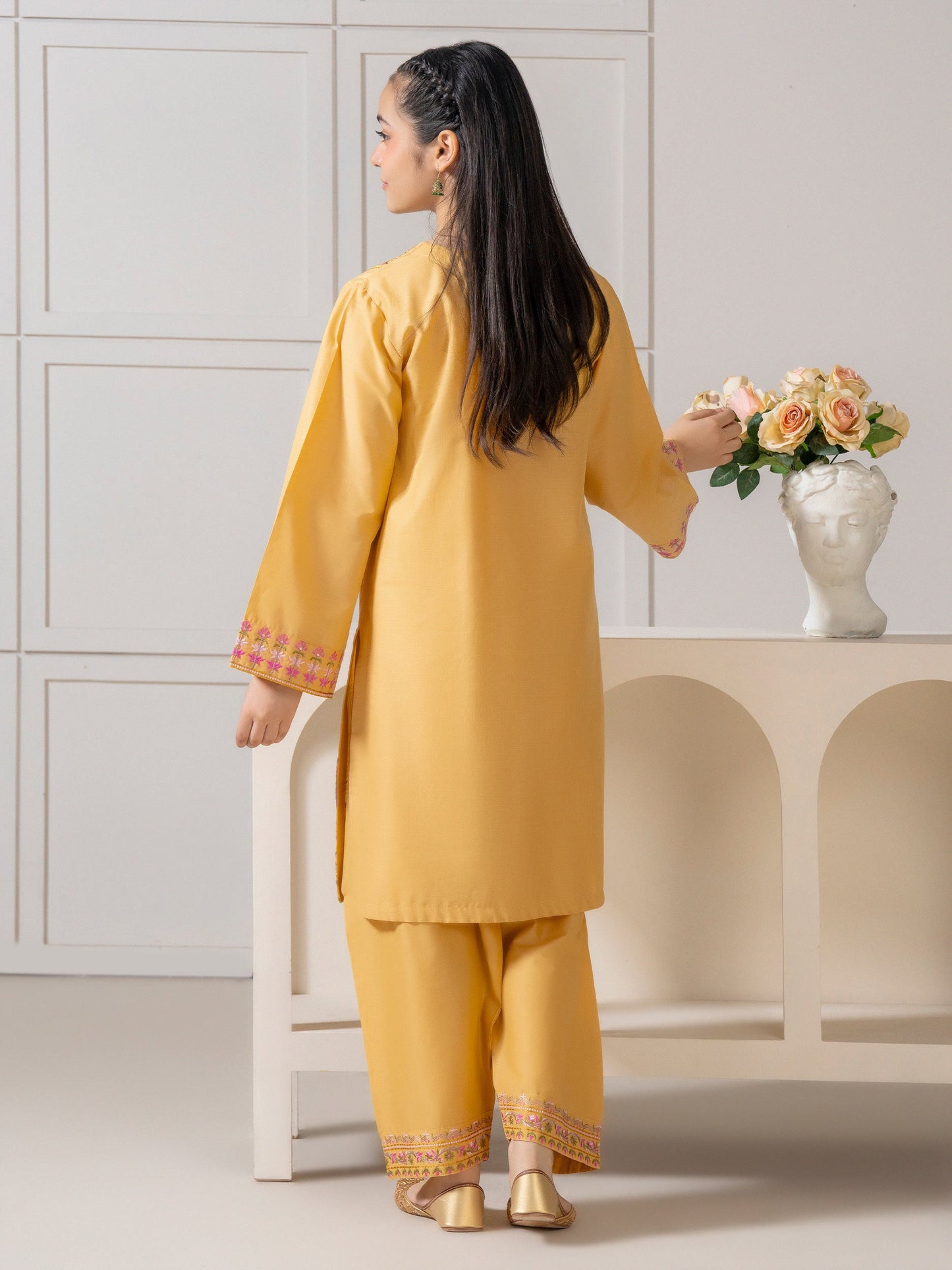2 Piece Lawn Suit-Embroidered
