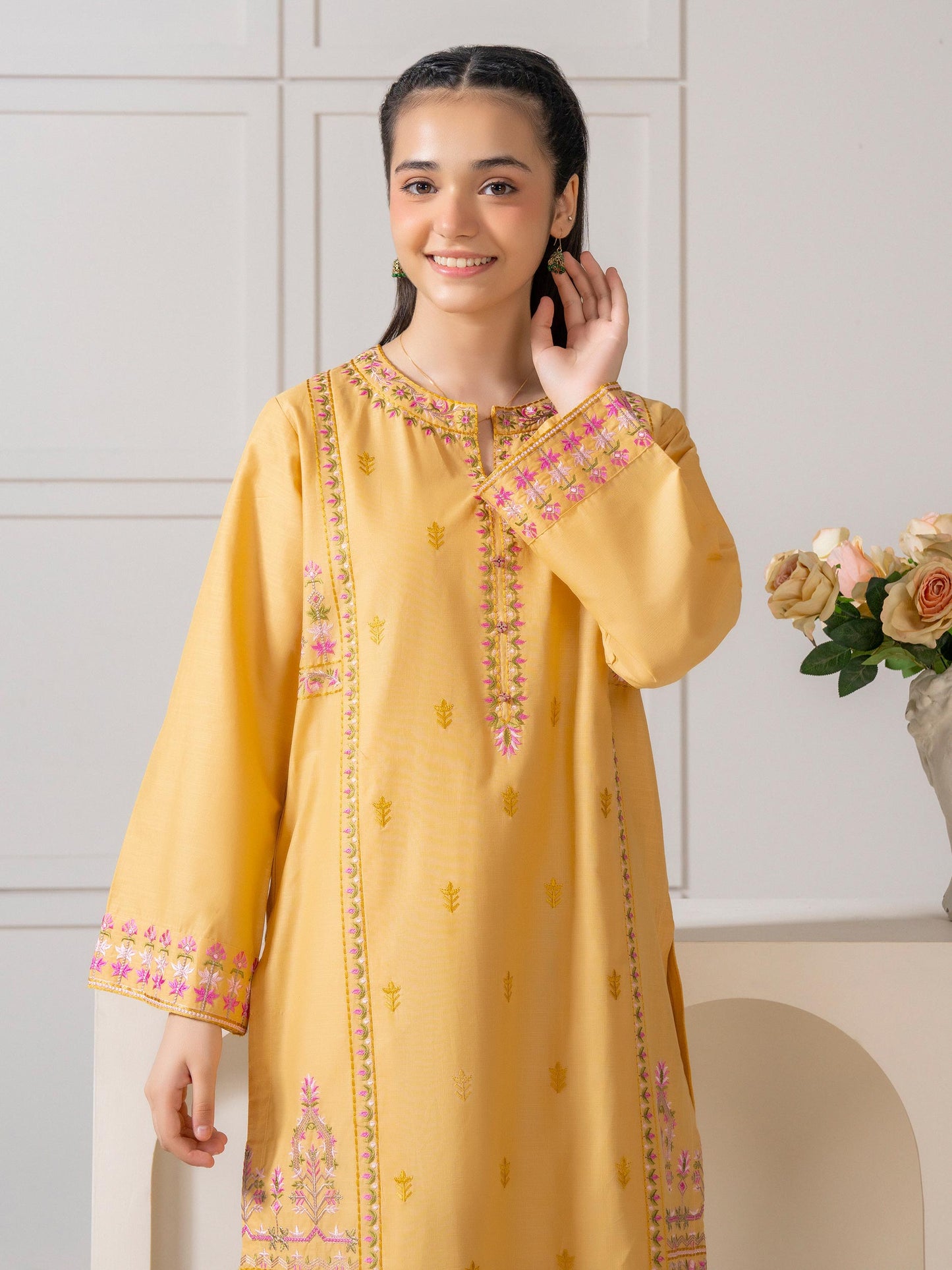 2 Piece Lawn Suit-Embroidered