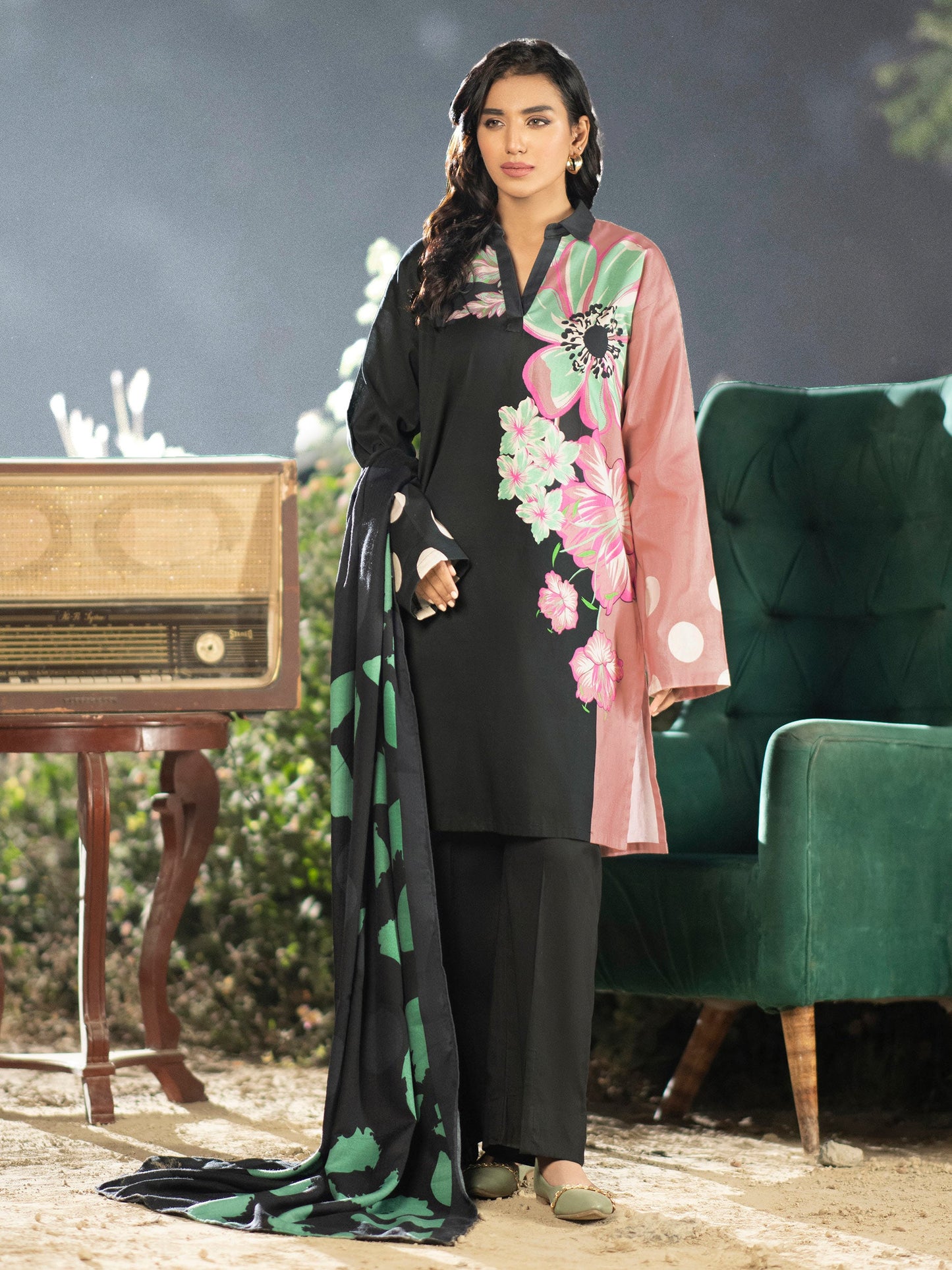 3 Piece Khaddar Suit-Printed (Unstitched)