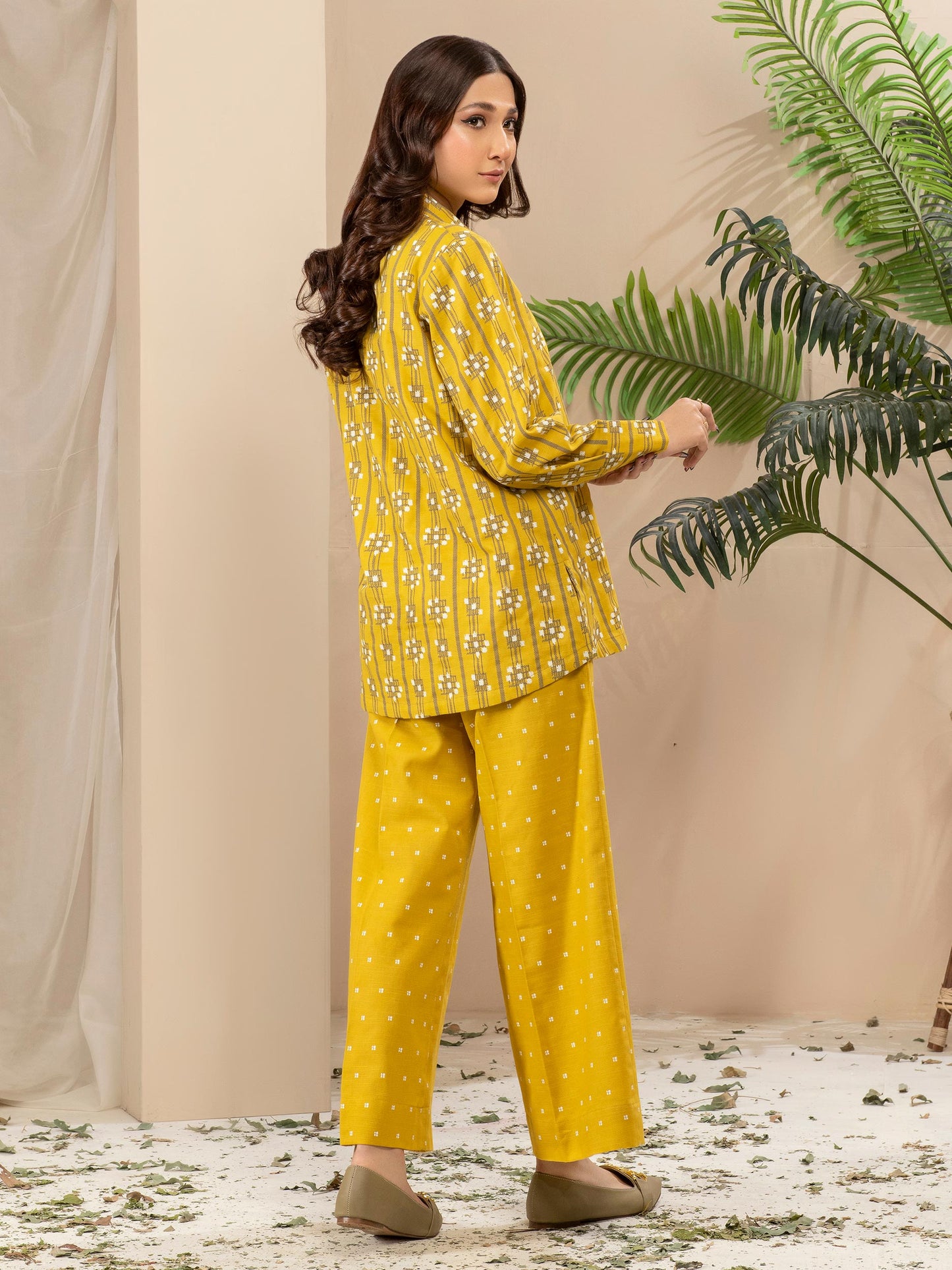 2 Piece Slub Khaddar Suit-Printed (Unstitched)