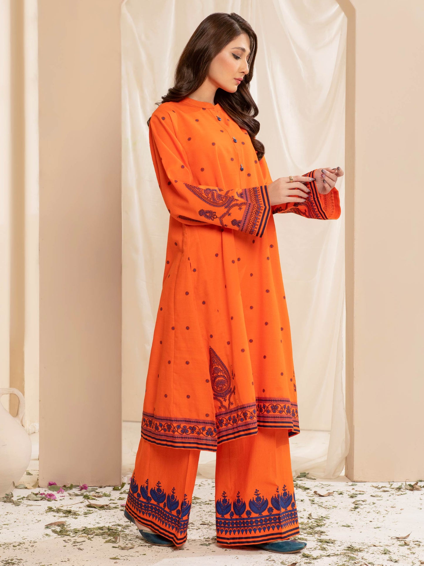 2 Piece Khaddar Suit-Paste Print (Unstitched)