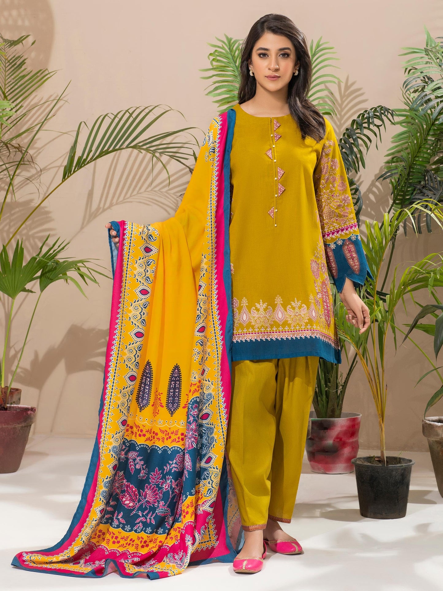 3 Piece Khaddar Suit-Pasted (Unstitched)