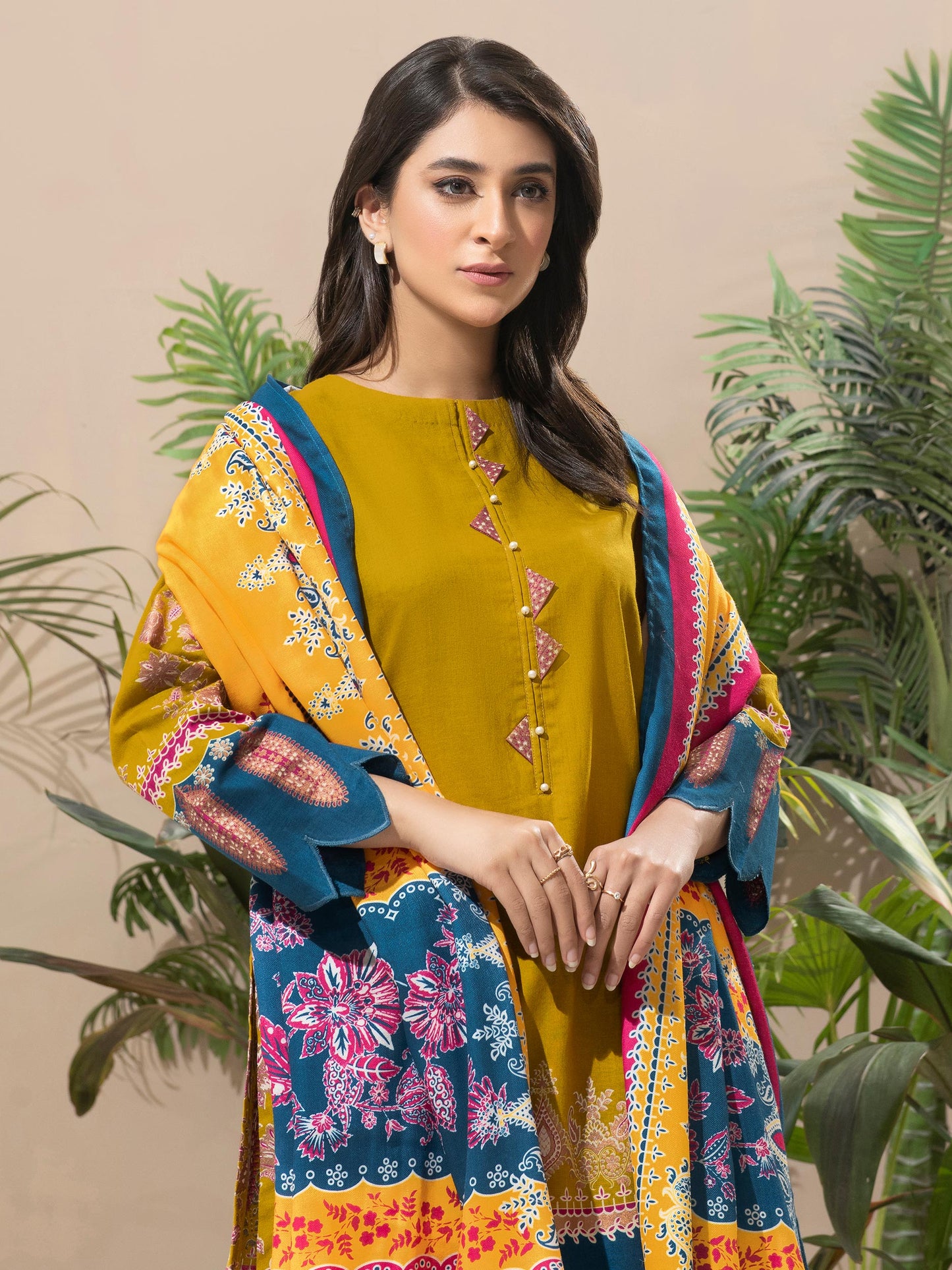 3 Piece Khaddar Suit-Pasted (Unstitched)