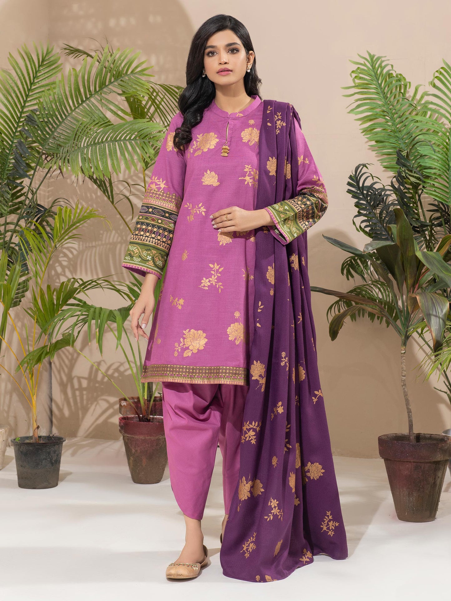 3 Piece Khaddar Suit-Pasted (Unstitched)