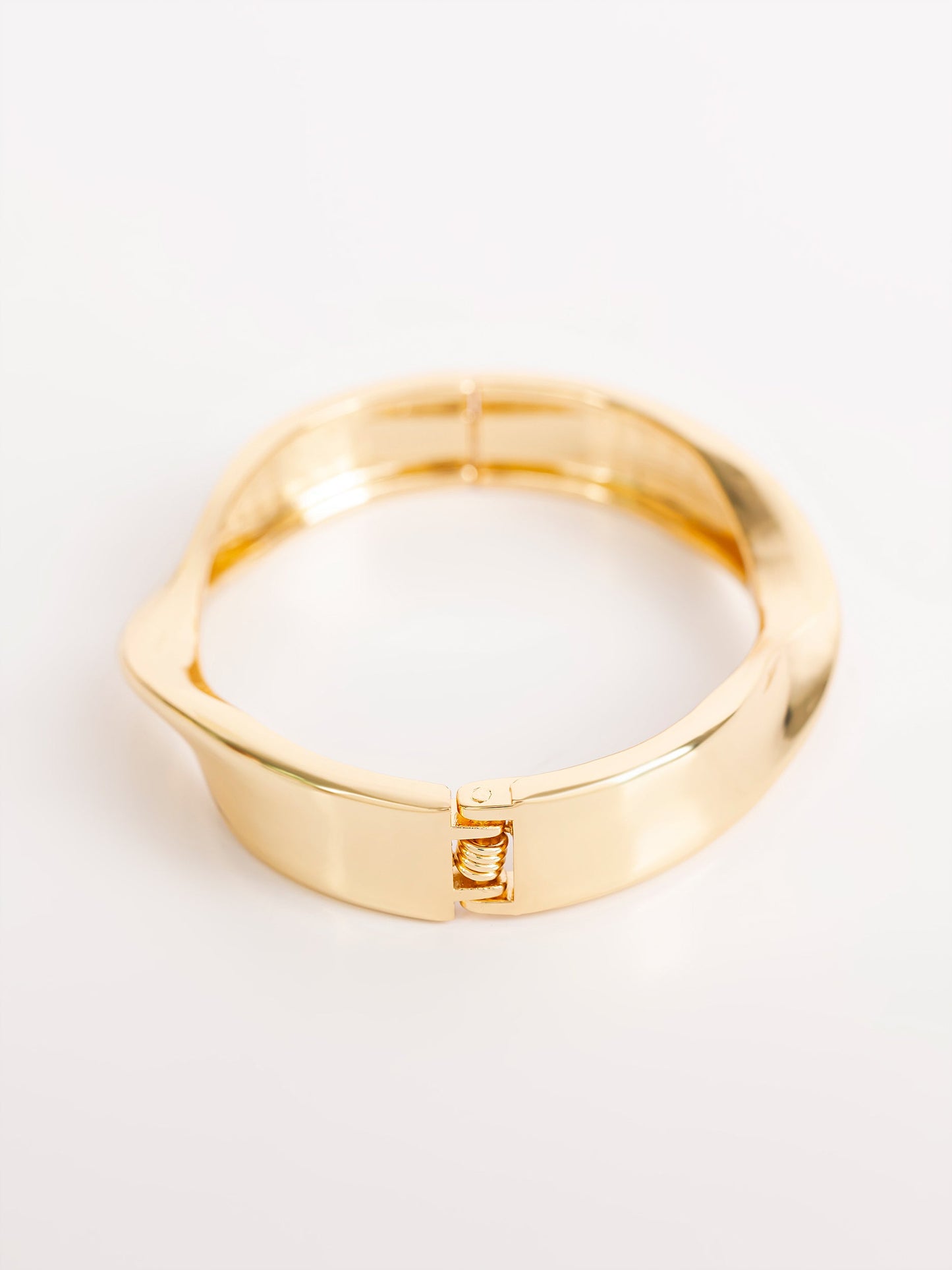Twisted Bracelet