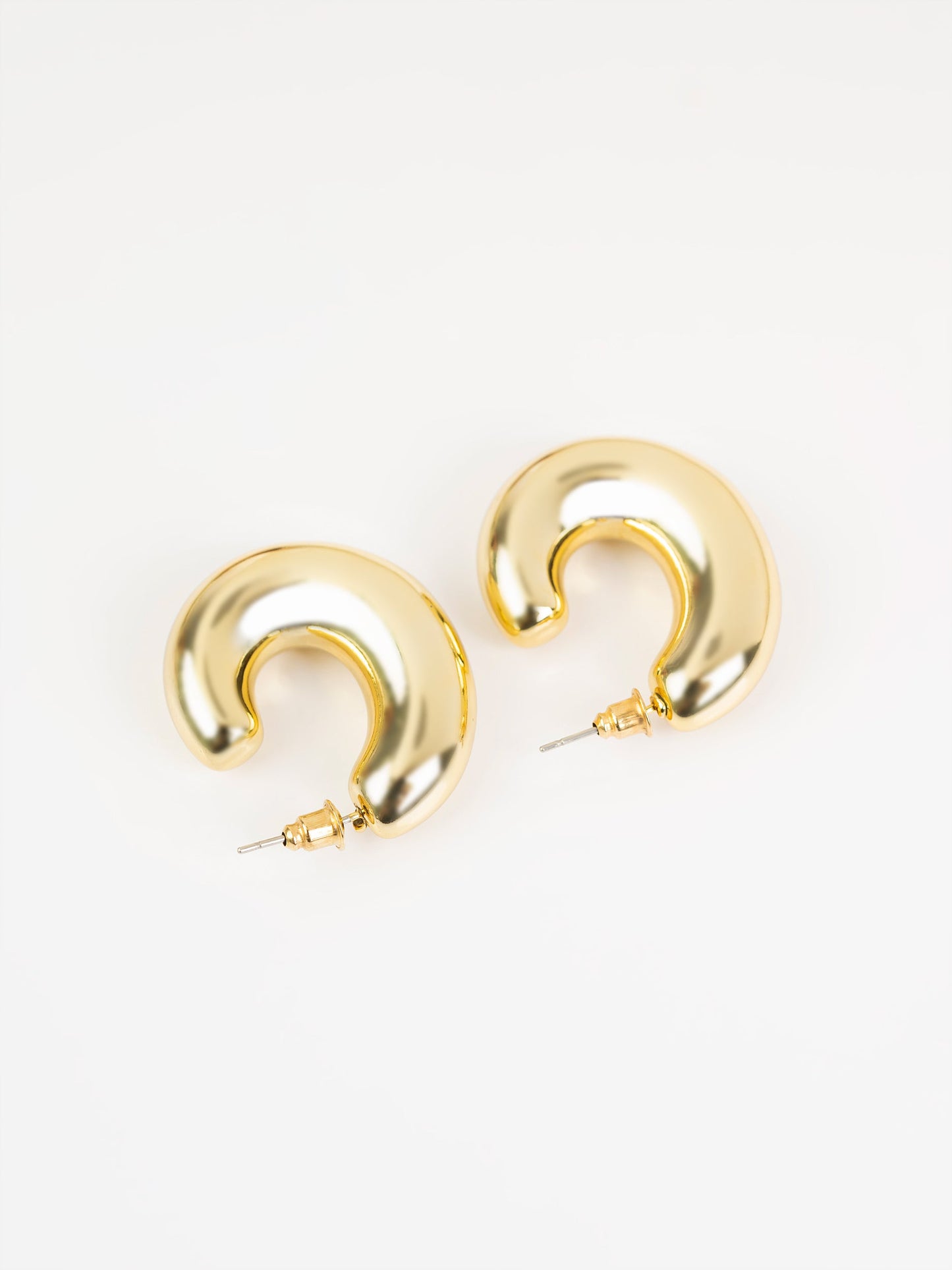 Curvy Hoops