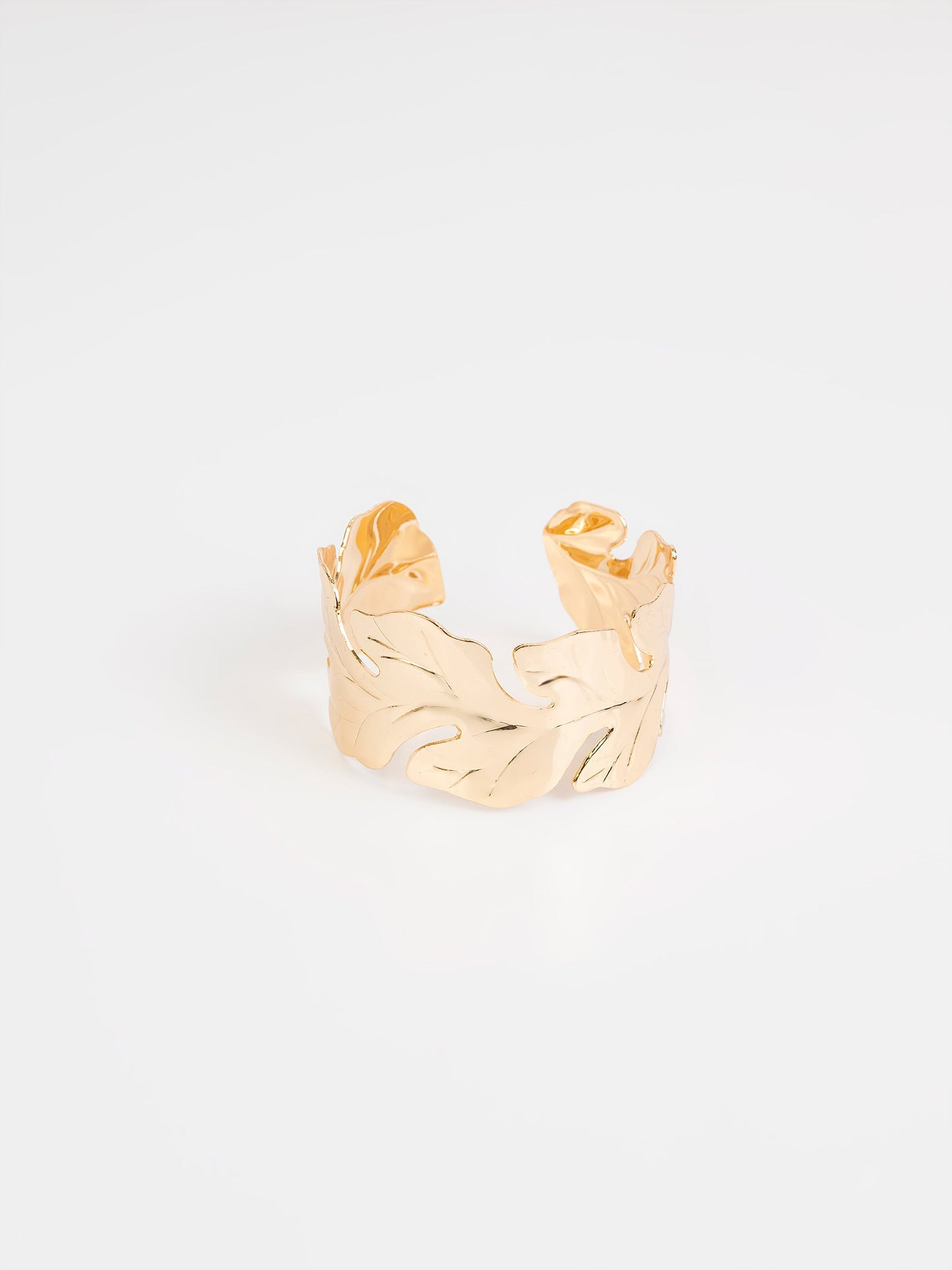 Leaf Cut Out Bracelet