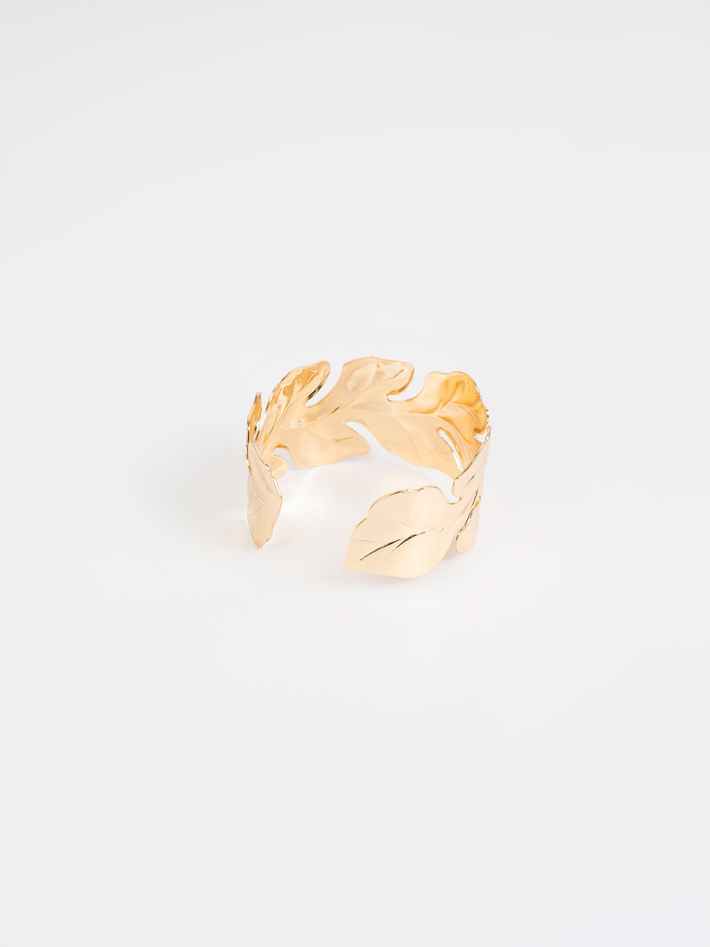 Leaf Cut Out Bracelet