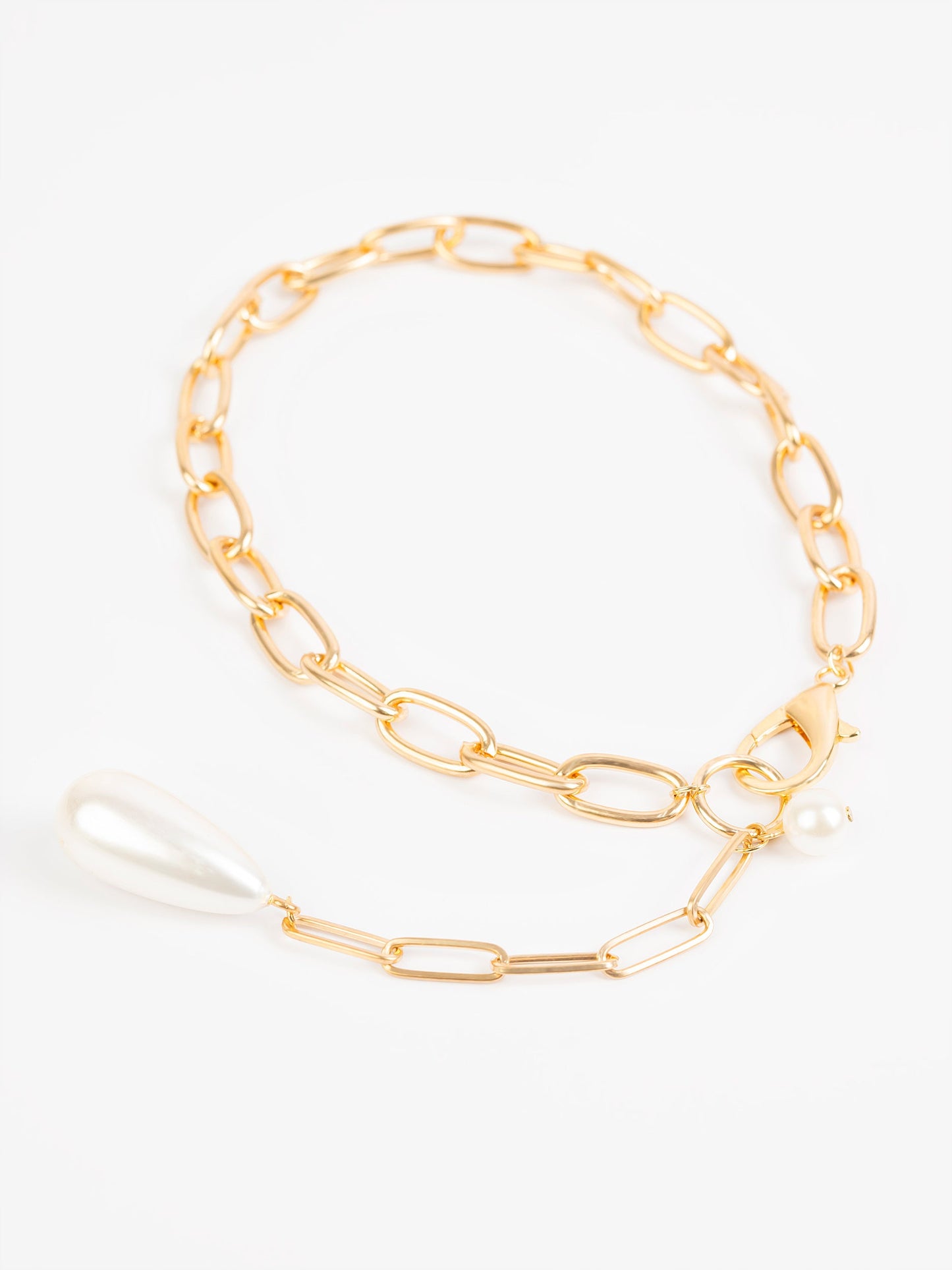 Looped Chain Necklace