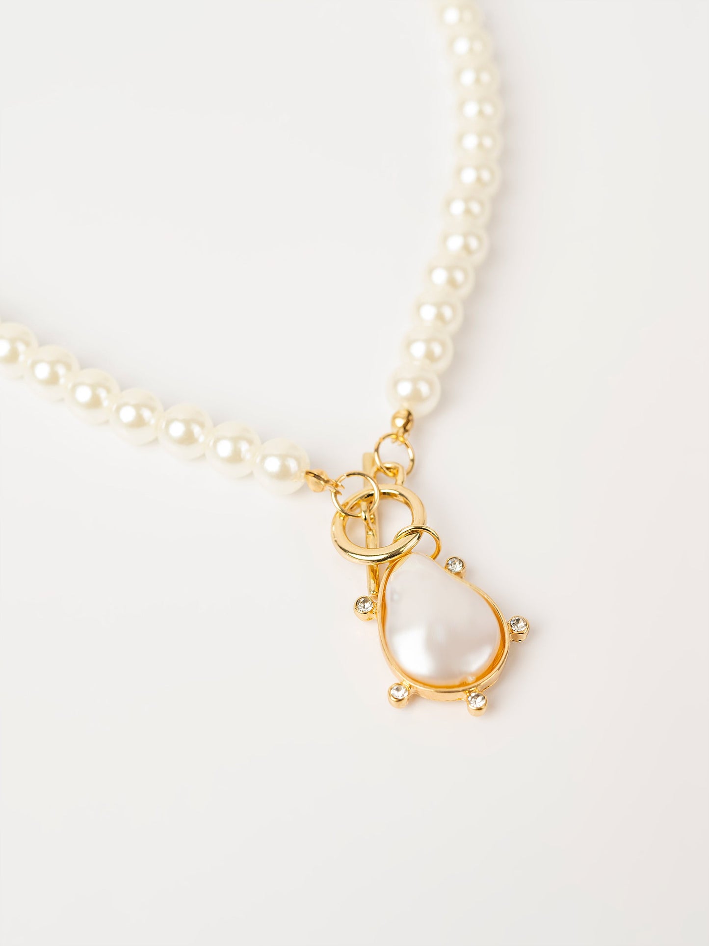 Pearl Necklace With Bracelet