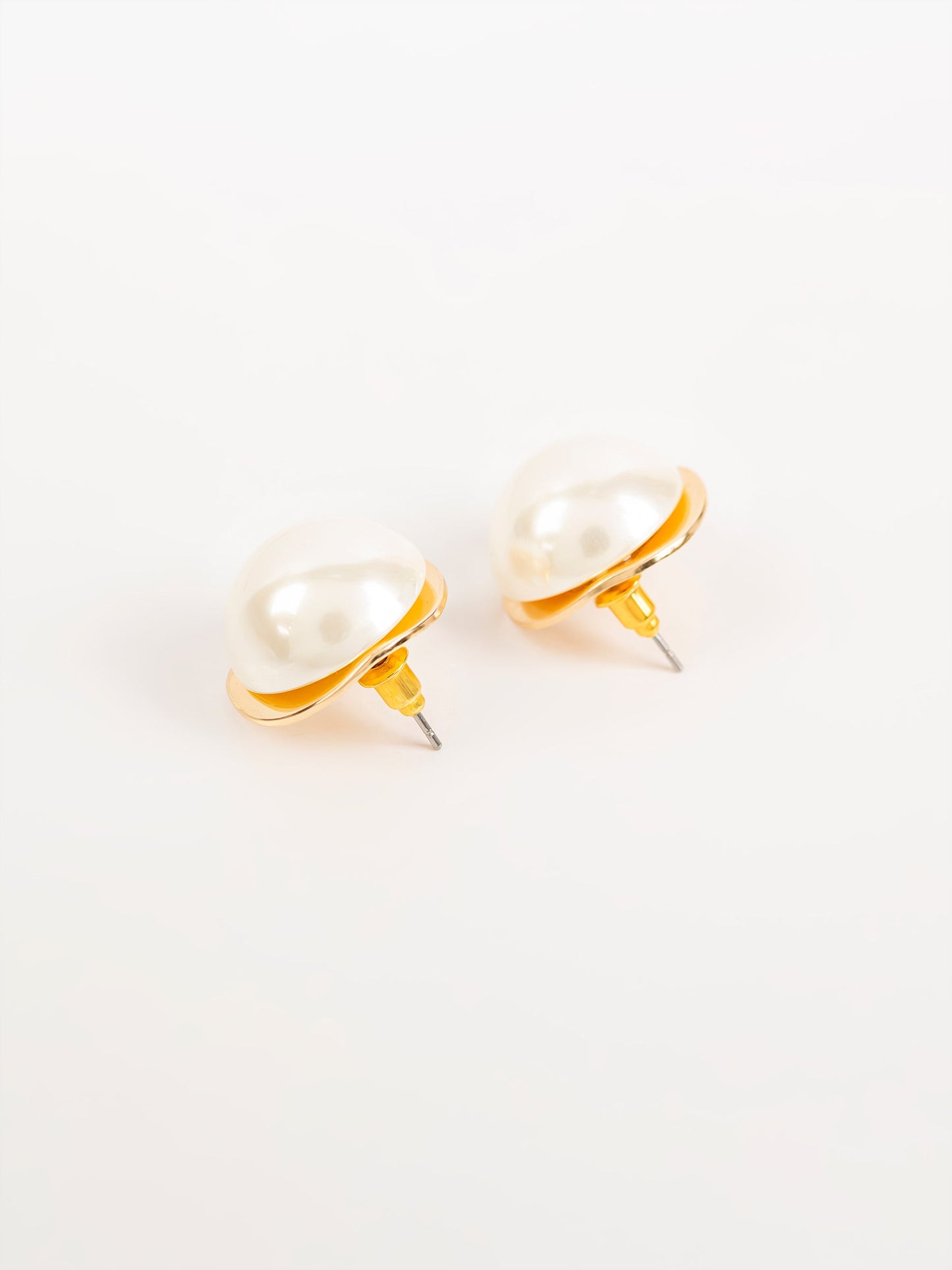 Pearl Studs