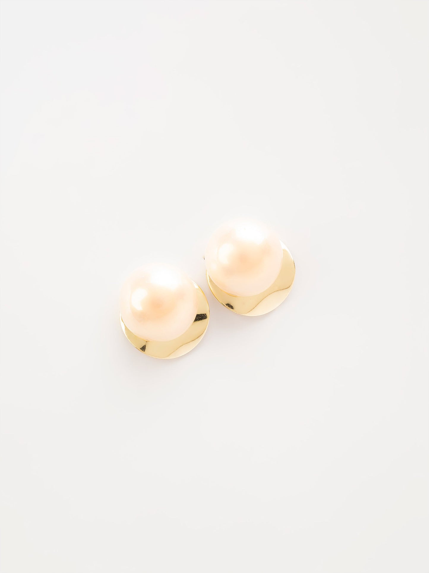 Rose Gold Pearl Studs