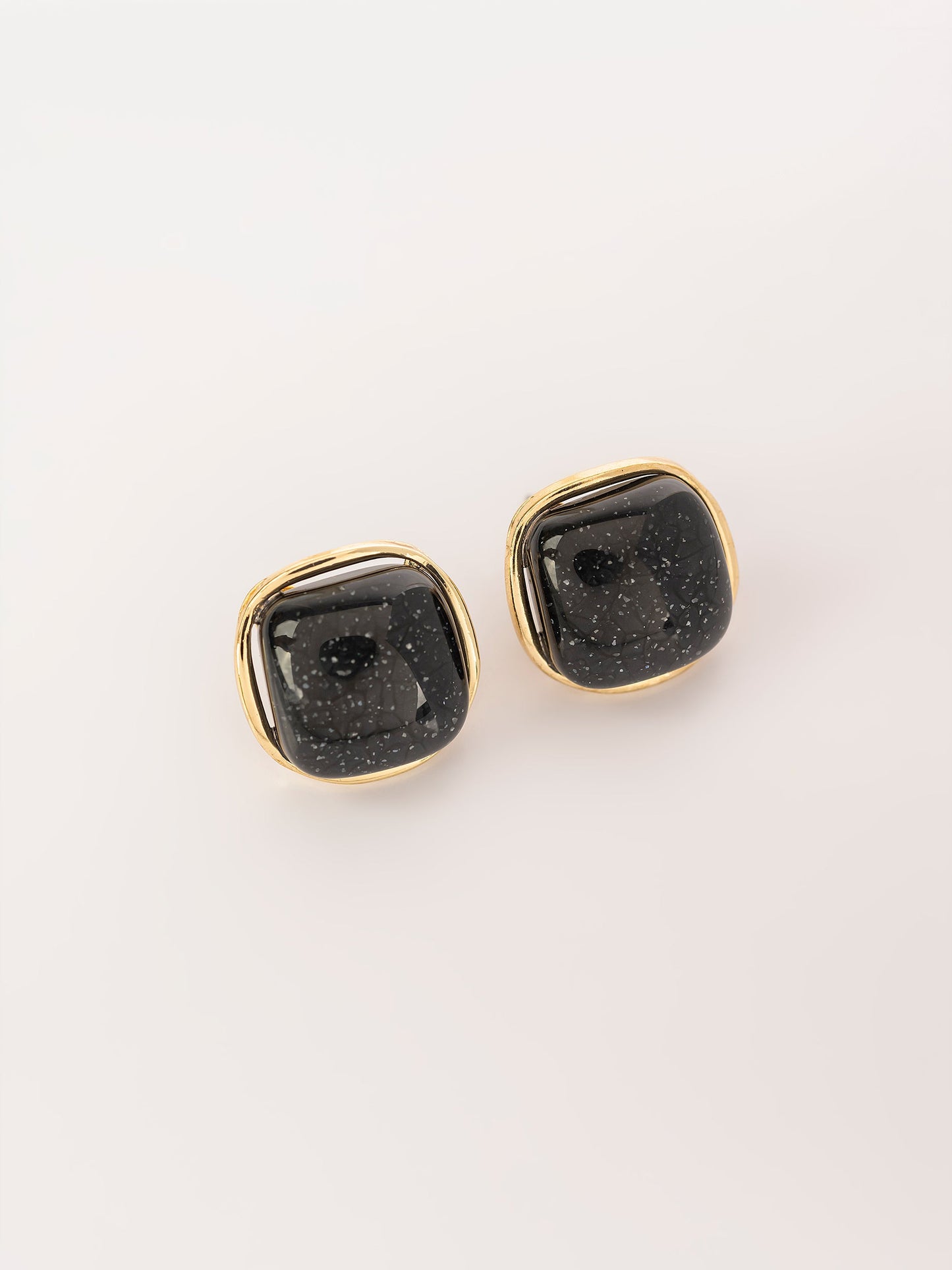 Classic Studs
