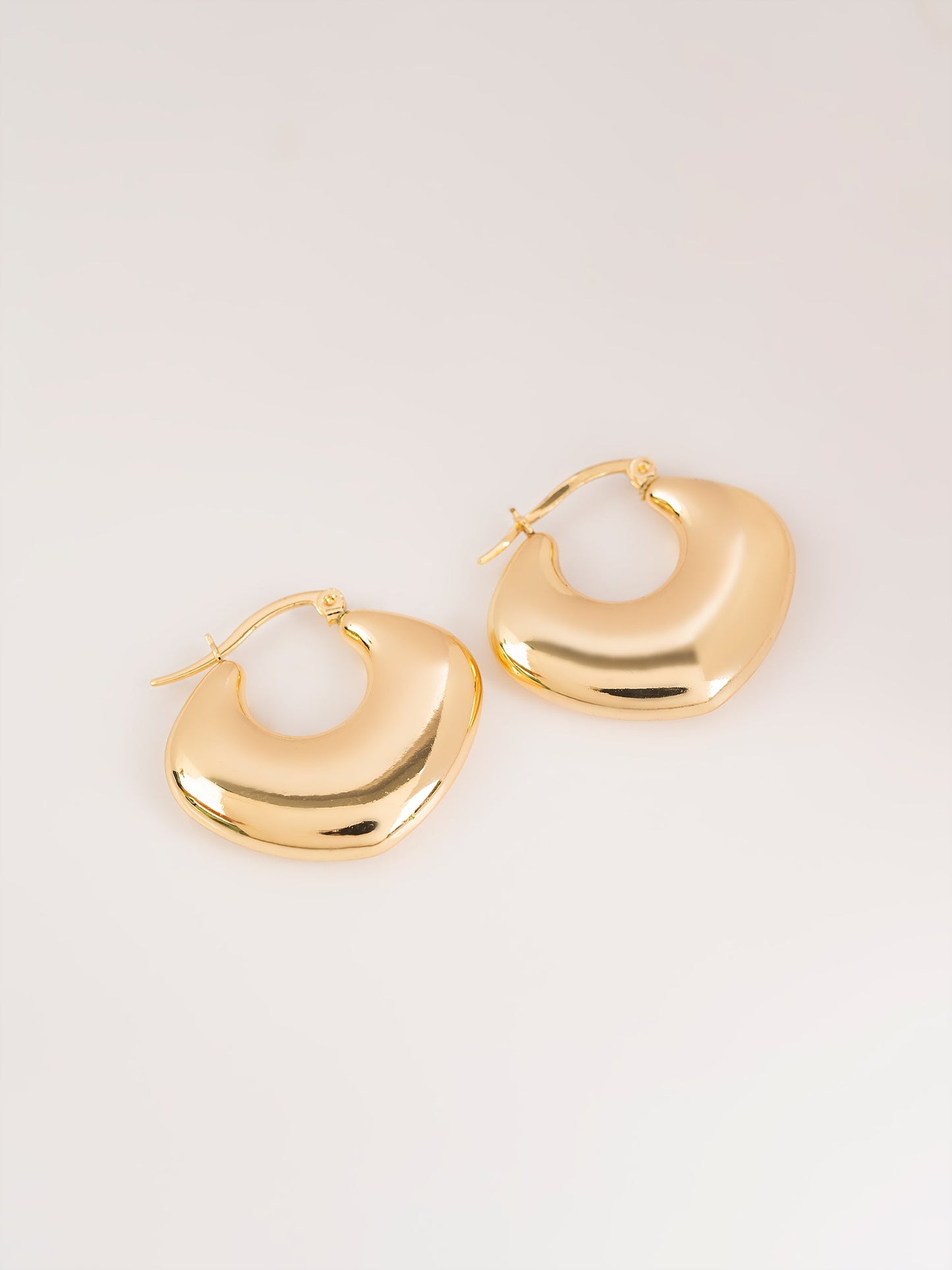 Triangle Hinged Hoops