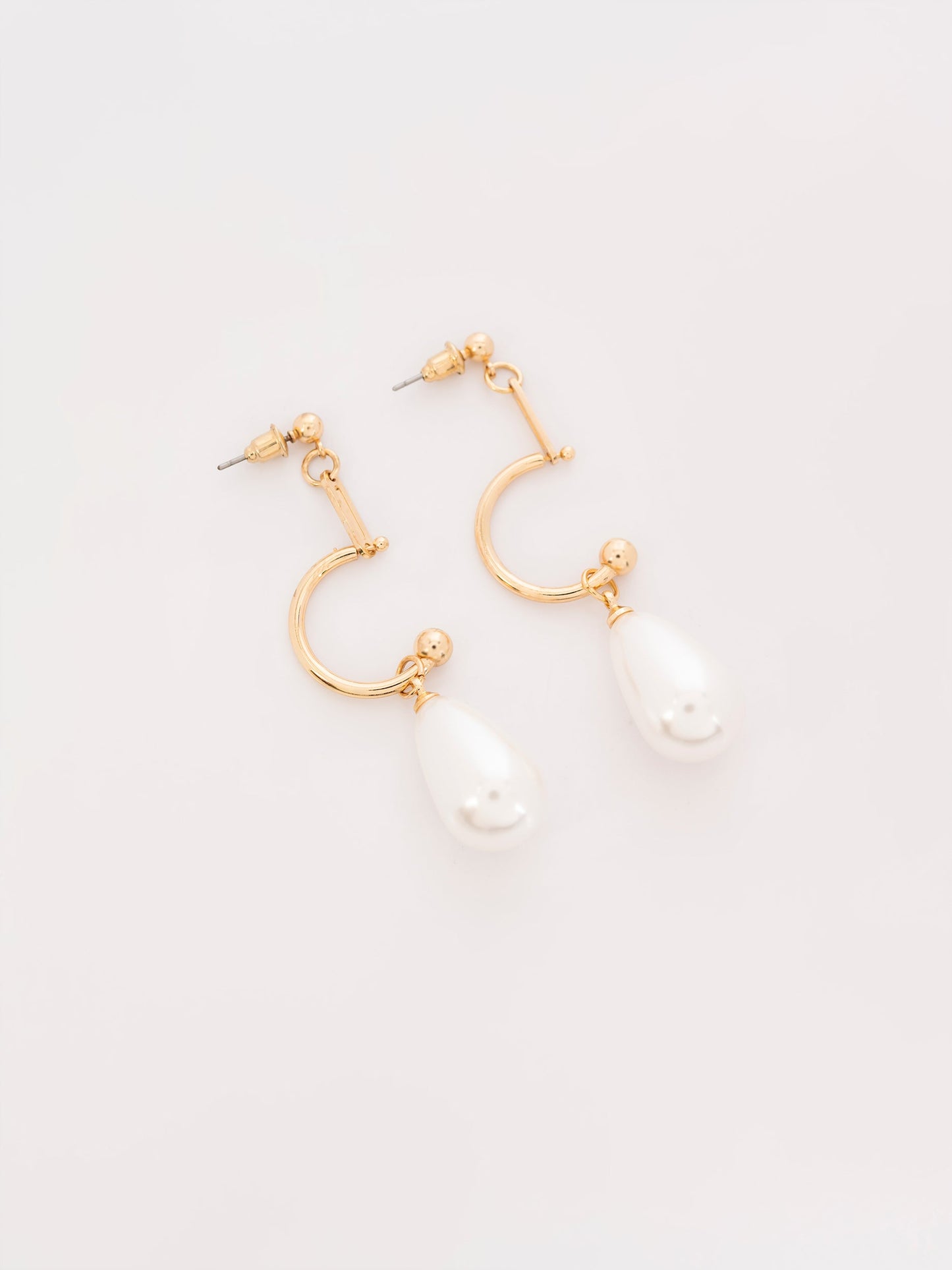 Pearl Drop Earrings