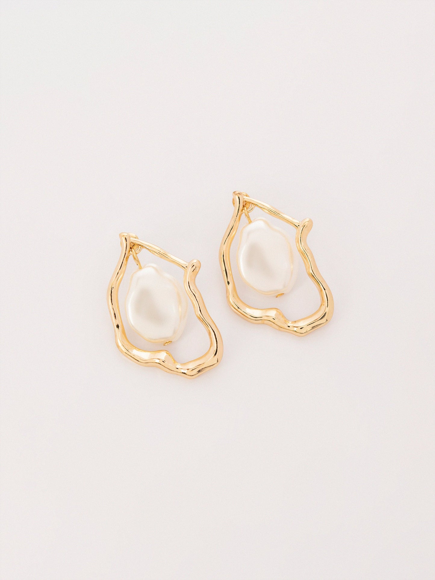 Pearl Edge Earrings
