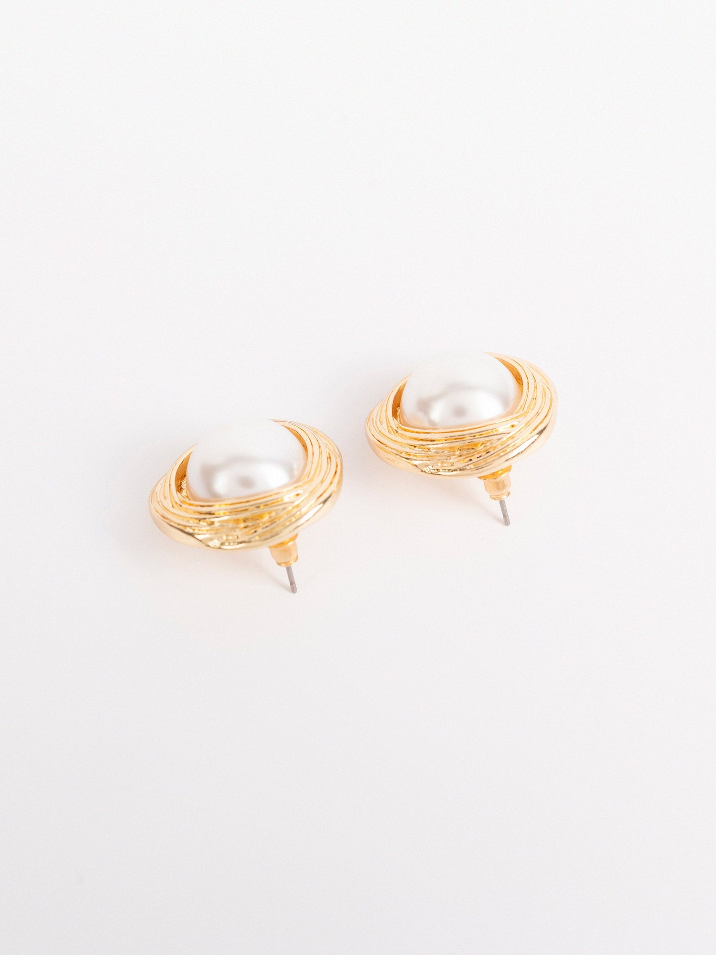 Hallow Earrings