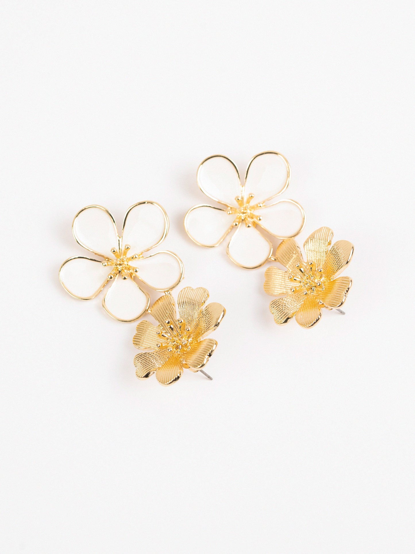 Dangling Flower Earrings