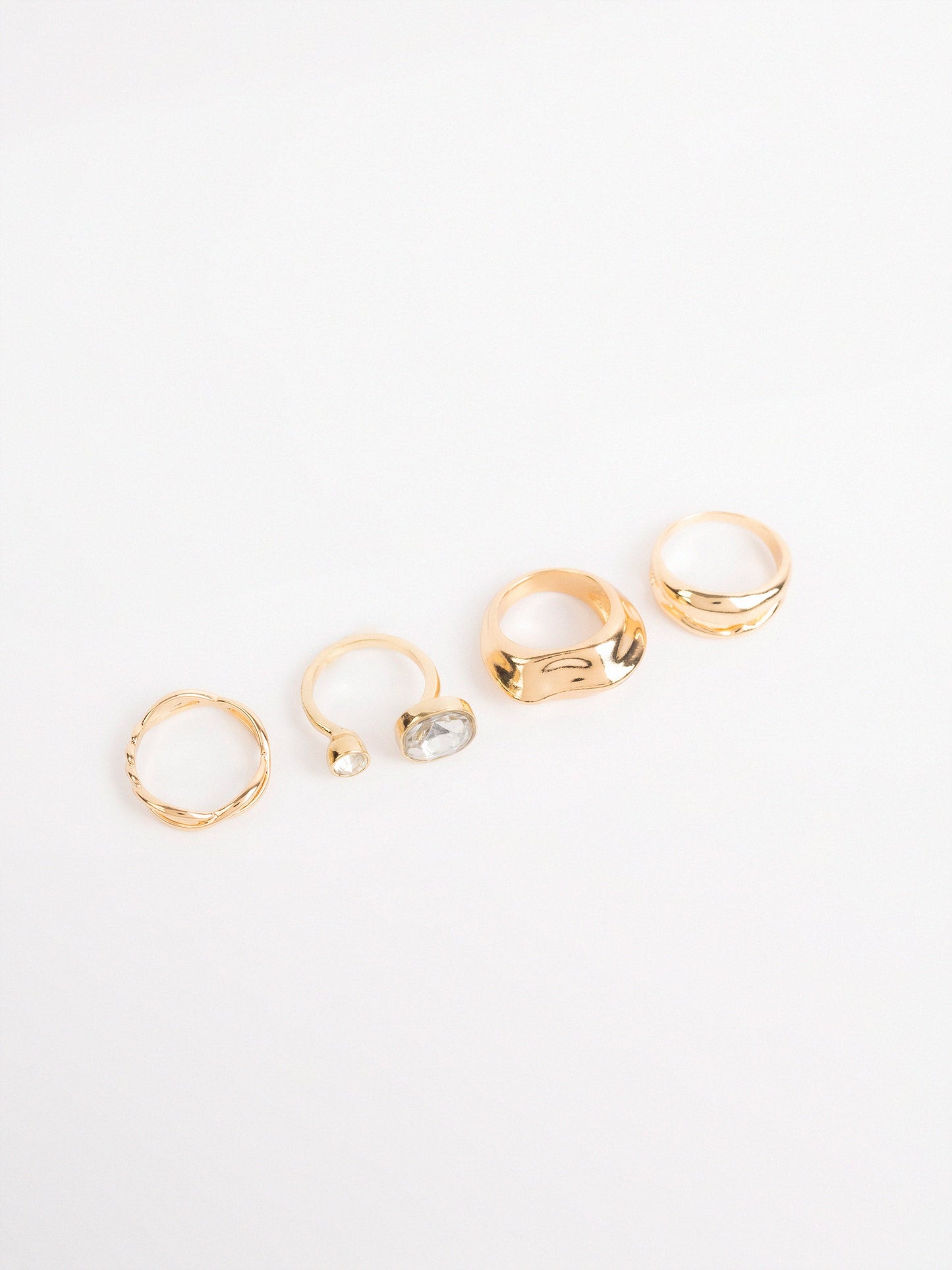 Abstract Ring Set