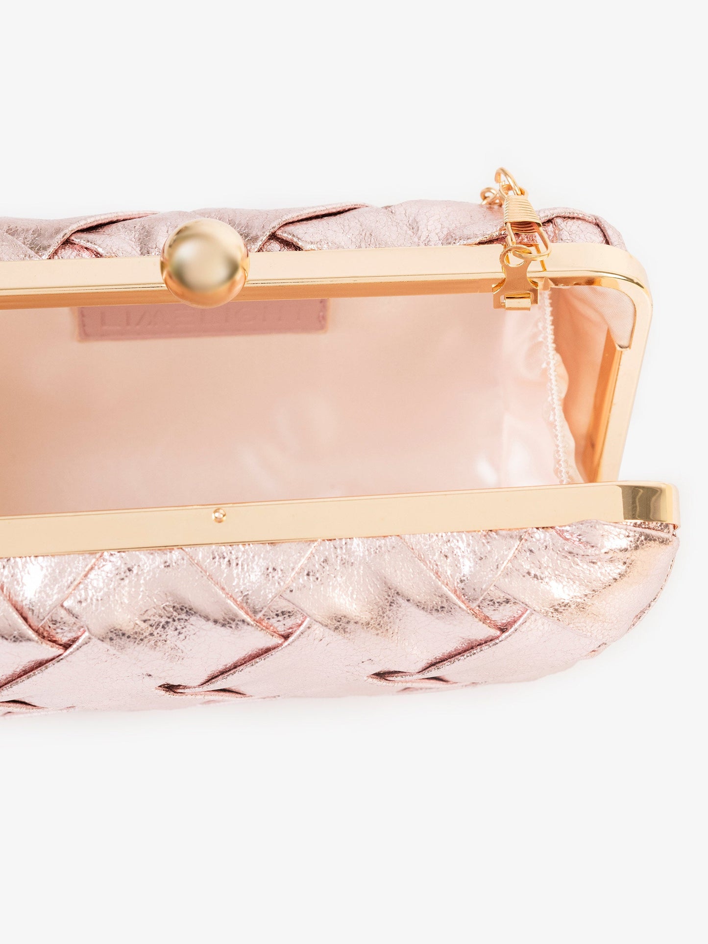 Crisscross Clutch