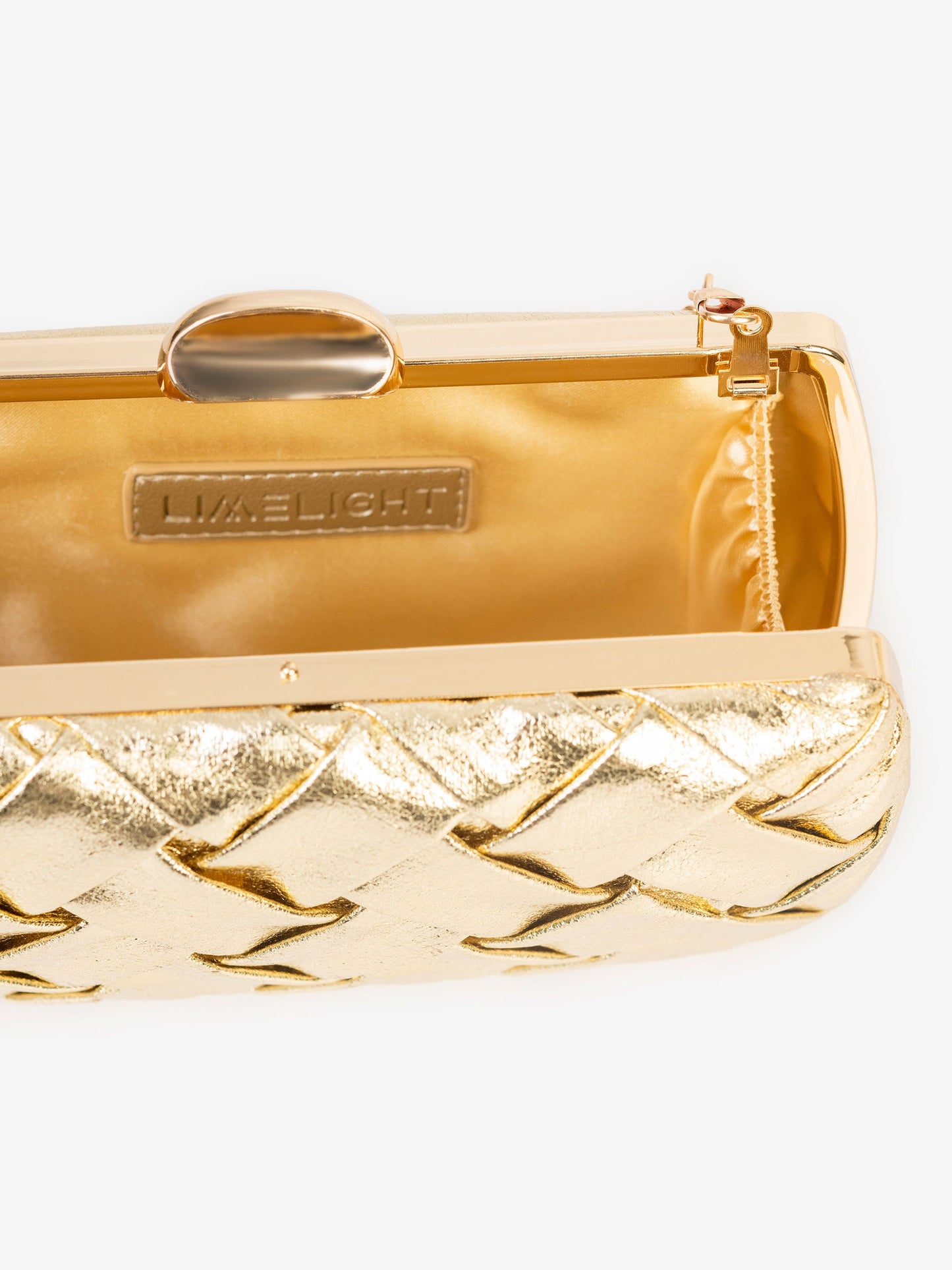 Crisscross Clutch